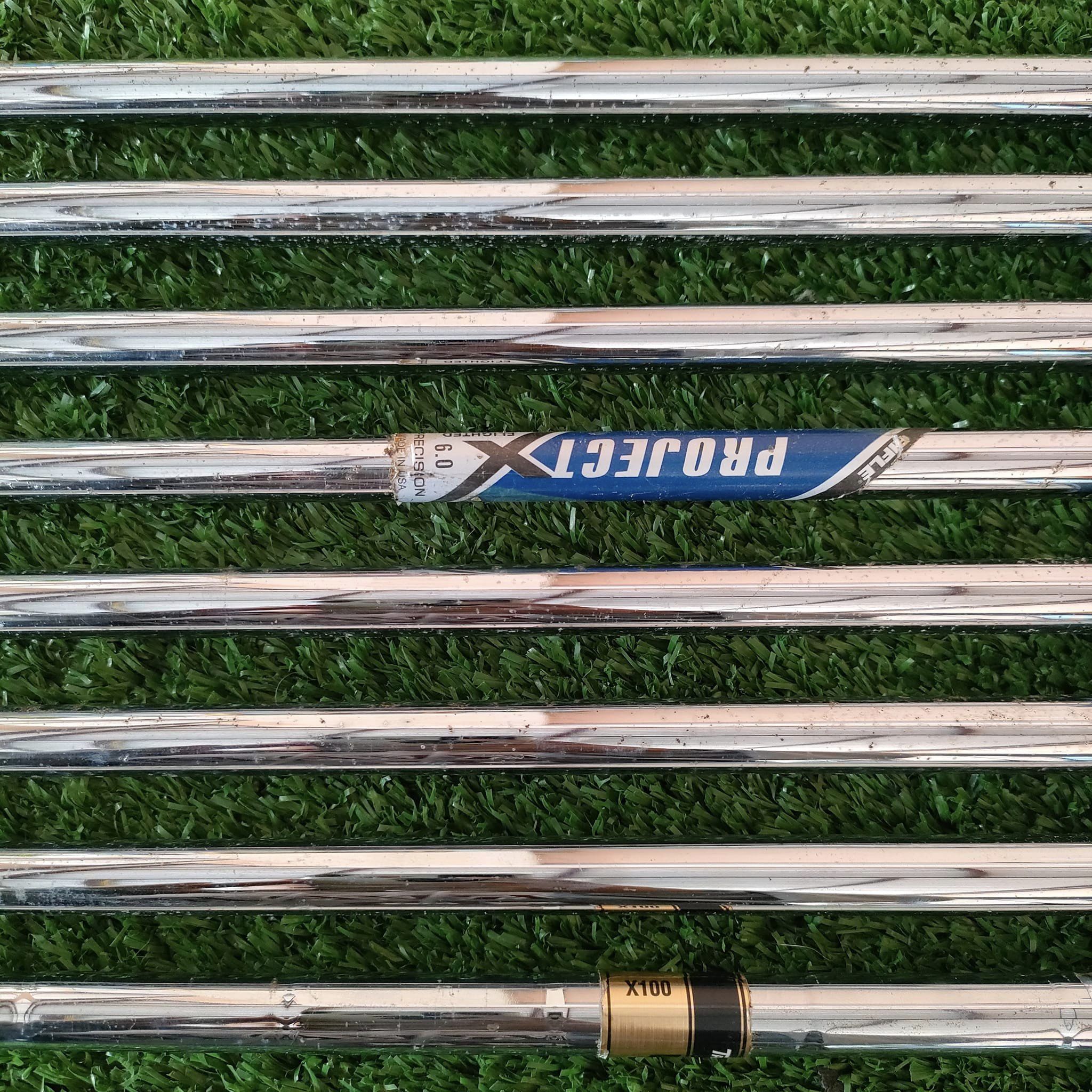 ** ไม้กอล์ฟสำหรับท่านที่ถนัดซ้าย** ชุดเหล็ก TITLEIST AP2 FORGED มีเหล็ก 3-9 เเละ PW ก้าน PROJECT X 6.0 ตีมันส์ตีแม่น มือซ้ายหายากมากๆ ก้านก็ดีแบบสุดๆ มาทั้งแท่ง ลดการสั่น แม่นยำขีดสุด!!!