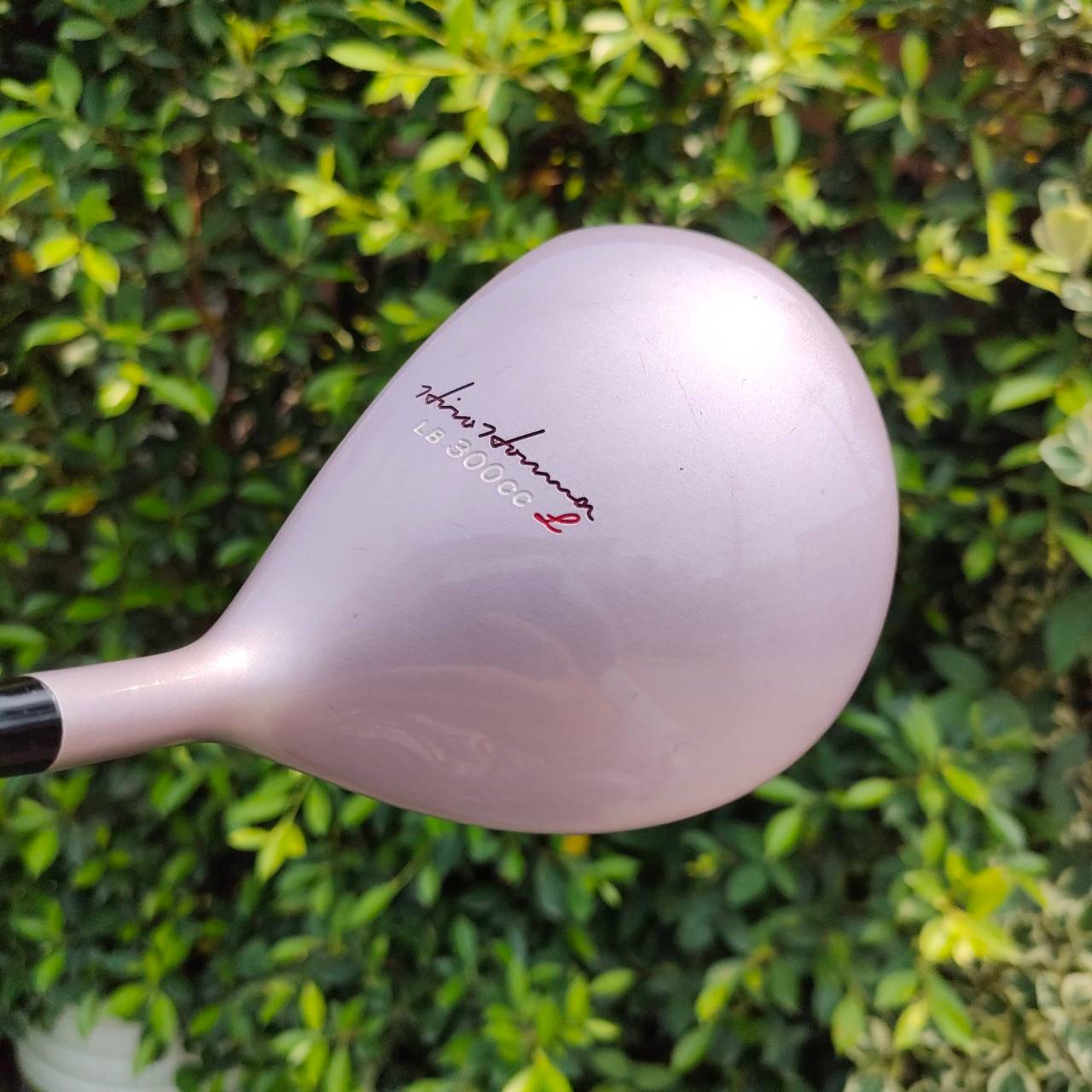 ** ไม้กอล์ฟสำหรับผู้หญิง ** DRIVER HONMA LB-300 TITANIUM HEAD ก้าน FEATHER WEIGHT FLEX L ก้าน 2 ดาว คุณผู้หญิงเหมาะมากๆ พรีเมี่ยมญี่ปุ่น สีสวย ตีง่าย เบาสบาย ก้านดีมาก
