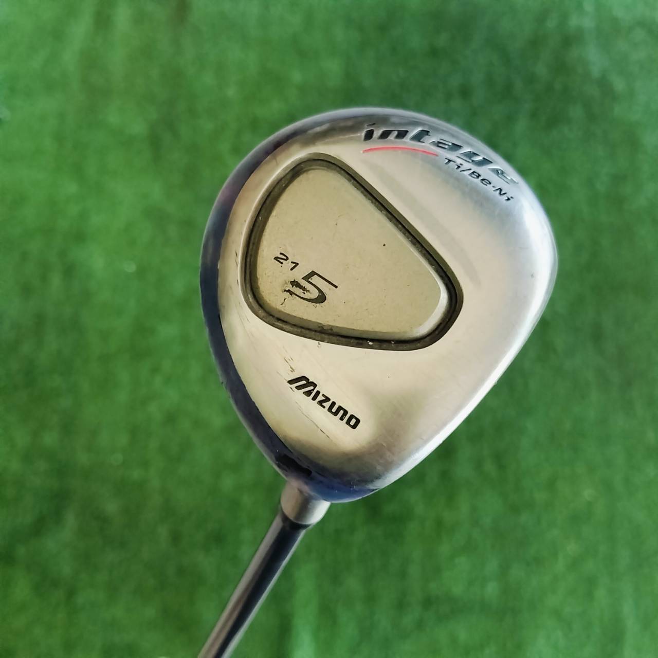 ** ไม้กอล์ฟผู้หญิง ** ไม้แฟร์เวย์ 5W รุ่น Mizuno Intage เป็นไม้กอล์ฟที่ออกแบบมาเพื่อมอบความสมดุลระหว่างระยะทางและความแม่นยำ ไม้กอล์ฟพรีเมี่ยมมือสอง ของแท้ By NakaraLuxurious