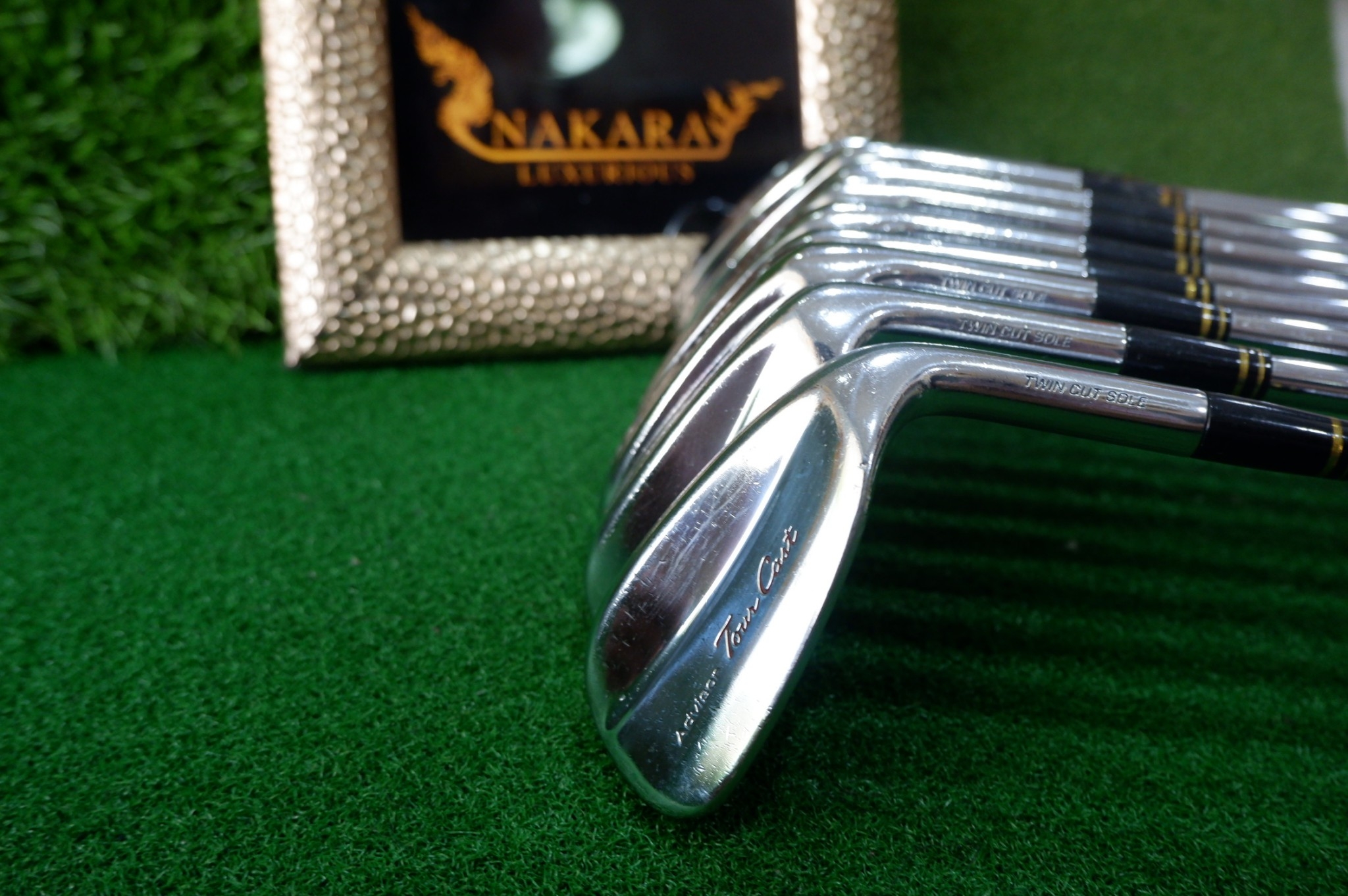IRON SET DAIWA ADVISOR TOUR CAVITY