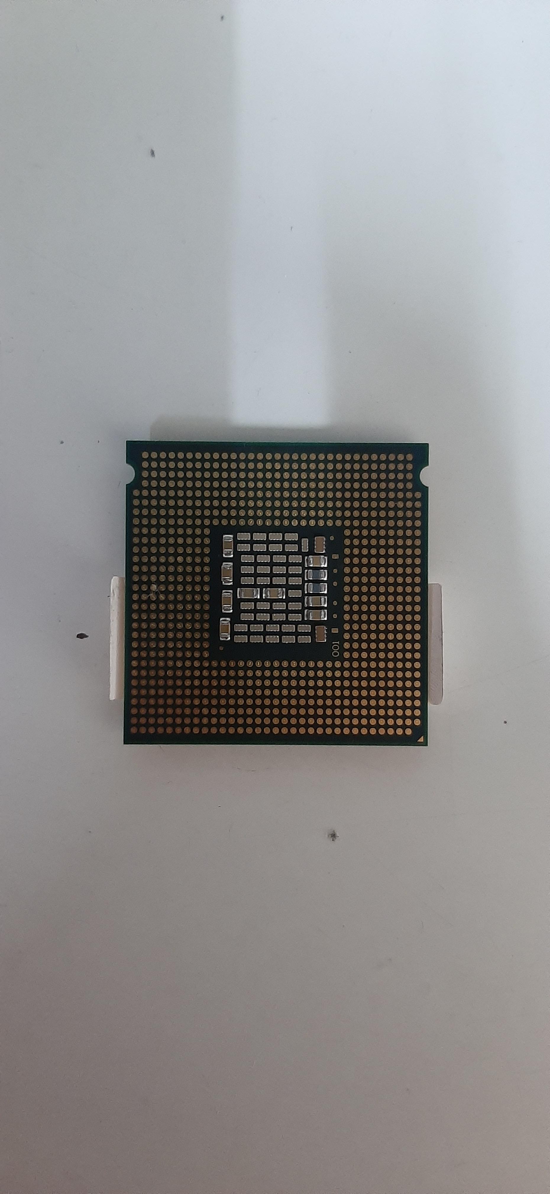 ซีพียูอะไหล่มือสอง Intel Xeon 5060 PLGA771 (3.20 GHz 2Cores 4Threads)ประกันร้าน 1 เดือน