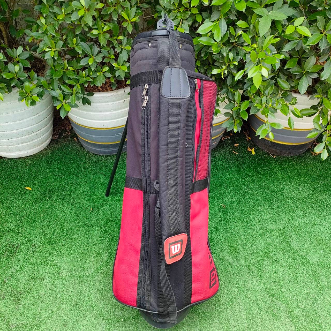 ถุงกอล์ฟ สำหรับเด็ก ขาตั้งมือสอง WILSON ** ไม่มี COVER ** ถุงสวยแข็งแรงดีมากๆ
