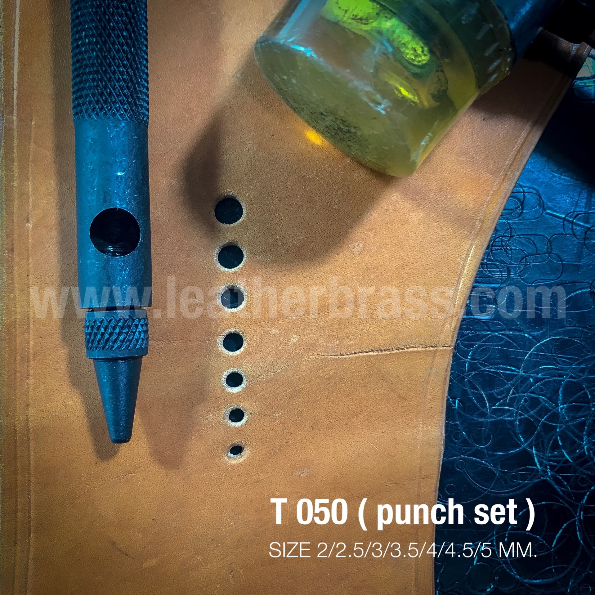 T050 ชุดเจาะรู ( ตุ๊ดตู่ ) มีขนาด 2/2.5/3/3.5/4/4.5/5 mm leatherbrass**ราคาต่อชุด**