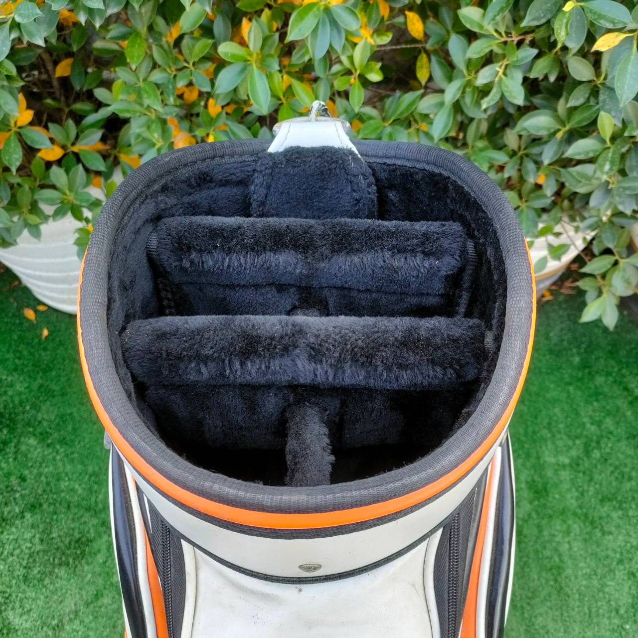 ถุงกอล์ฟ LMG GOLF CLUB มือสอง ถุง TOUR ใบใหญ่ หนังสวย บุกำมะหยี่