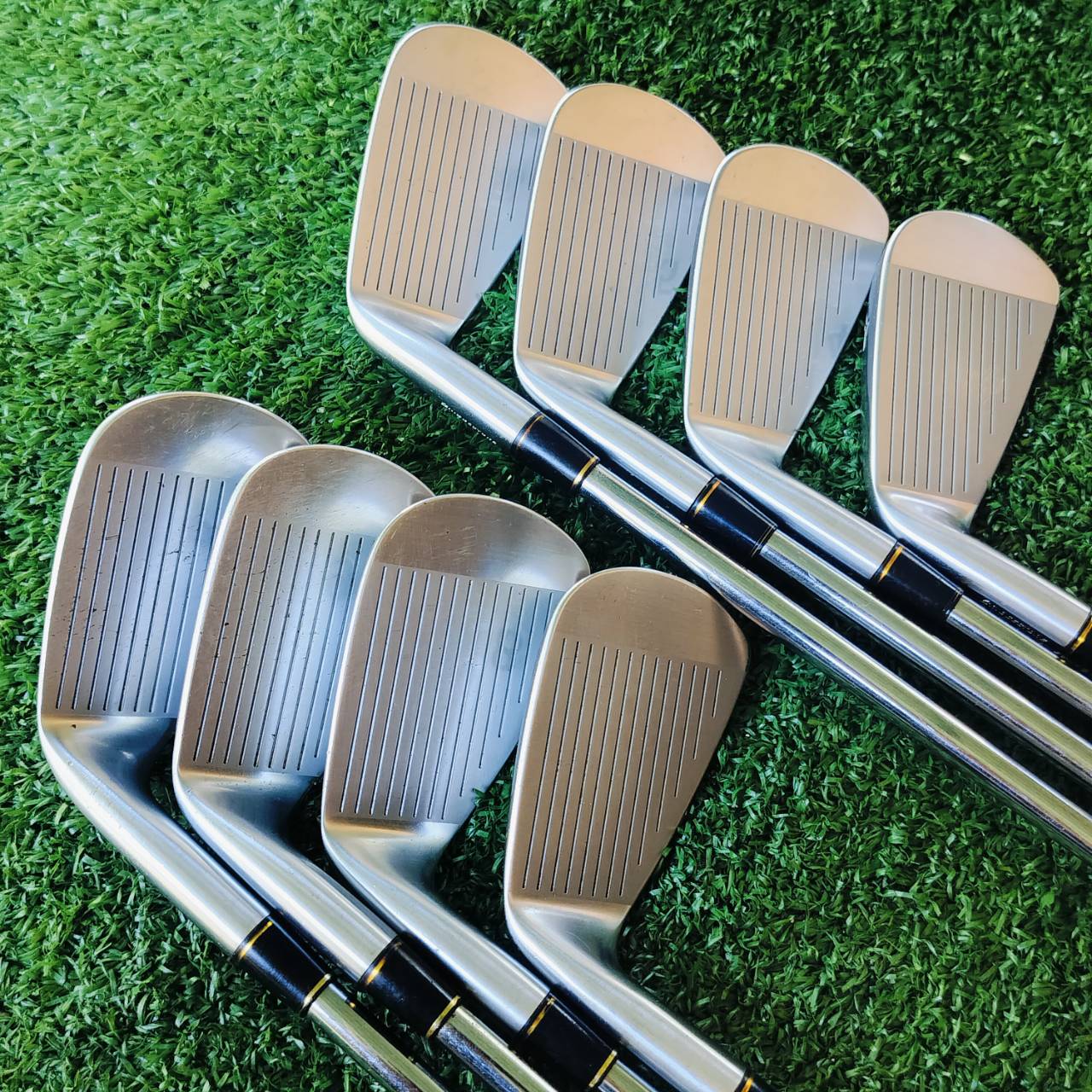 ชุดเหล็ก TOURSTAGE VIQ SUPER PREMIUM FORGED JAPAN มีเหล็ก 4 5 6 7 8 9 PW AW ก้าน NS PRO 950 WEDGE FLOW FLEX R ก้านดีอย่างมาก เหล็กเบา ตีไกล และตีแม่นยำอย่างมาก ไม้กอล์ฟพรีเมี่ยมมือสอง ของแท้ By NakaraLuxurious