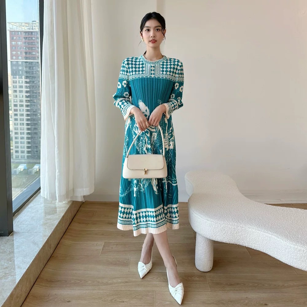 ปรับราคาลง30%!! 2MUAY รุ่น CX2465 เดรสพลีทคุณภาพ ROUND NECK LONG SLEEVE PRINTED PLEATED DRESS 4 สี FREE SIZE