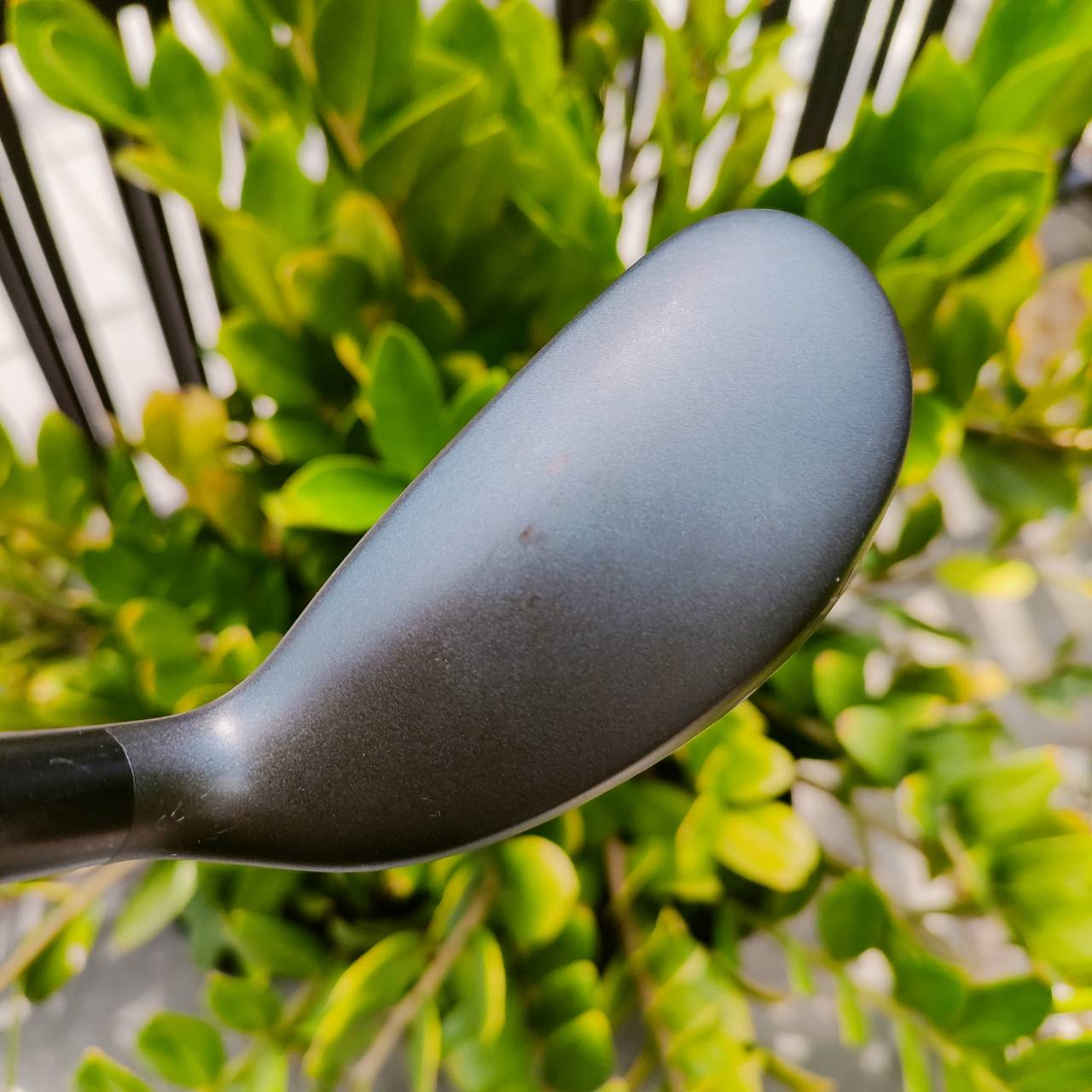 UT4 CALLAWAY APEX องศา 23 ก้าน APEX FLEX R สภาพสวยเดิมๆ เร่งสปีดได้ดี หน้าสัมผัสกว้าง ตีได้อย่างสบาย ตีไกลขึ้น ชดเชยสูง ตีลูกลอยง่าย และเล่นแต่งช๊อตได้บ้าง ไม้กอล์ฟพรีเมี่ยมมือสอง ของแท้ By NakaraLuxurious