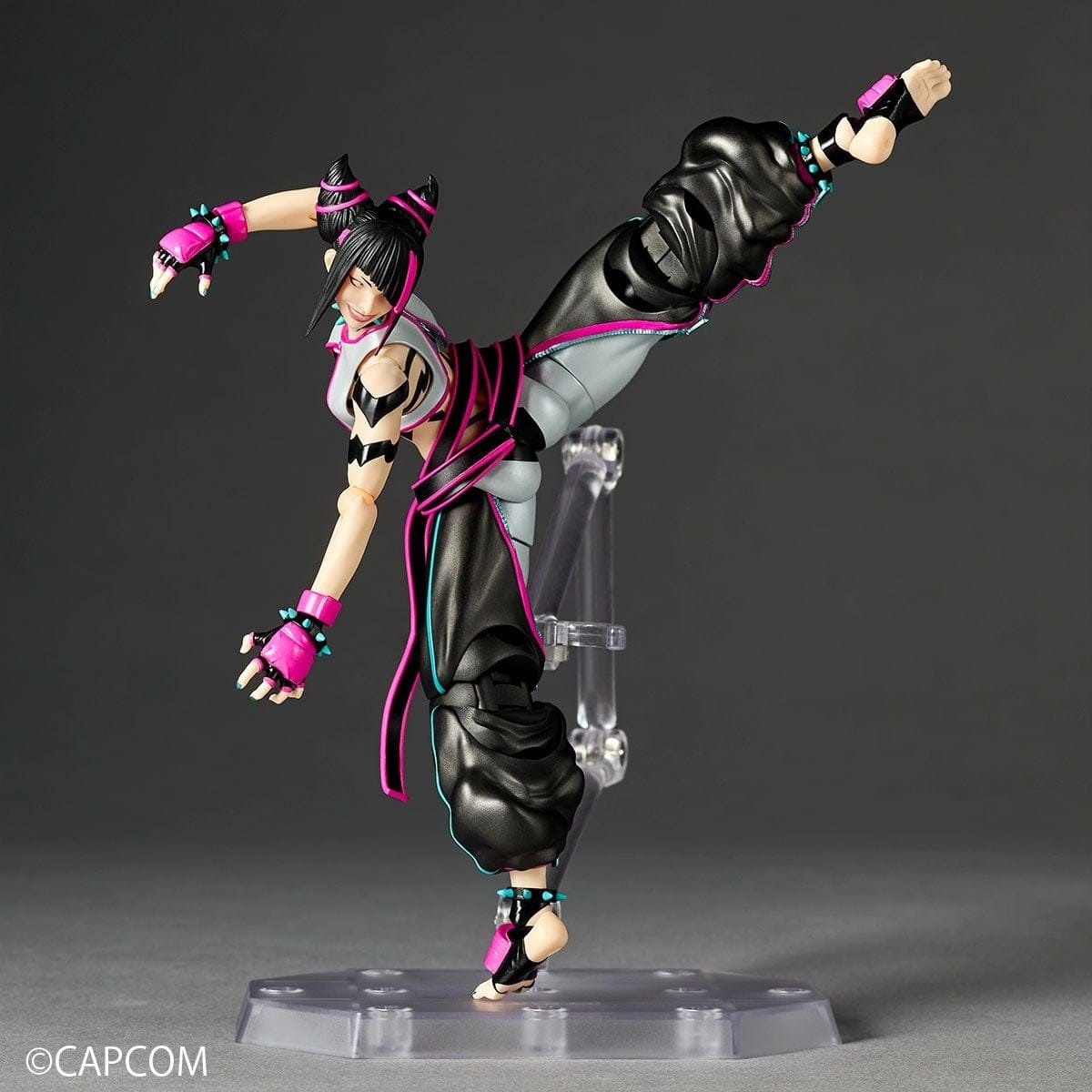 [สั่งจอง]Kaiyodo Revoltech Amazing Yamaguchi : Juri [Bonus Ver.]