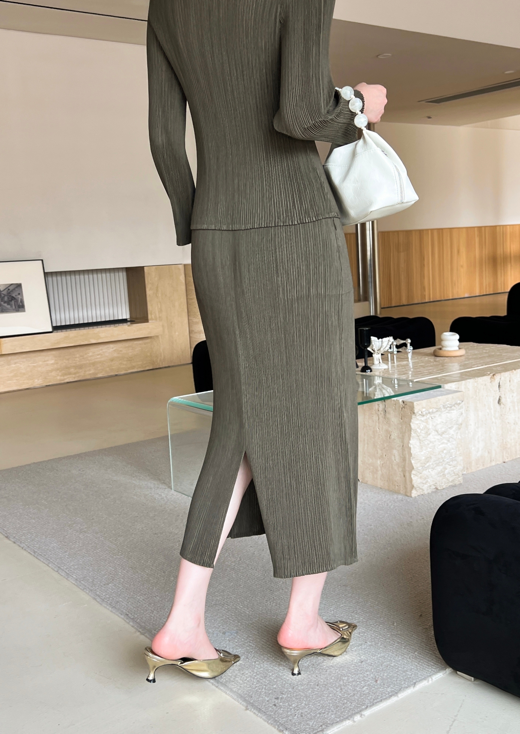 ปรับราคาลง20%!! ยาว 33นิ้ว! 2MUAY รุ่น GJO11044 กระโปรงพลีทผ้าแมตต์ PRNCIL PLEATED SKIRT 10 สี FREE SIZE