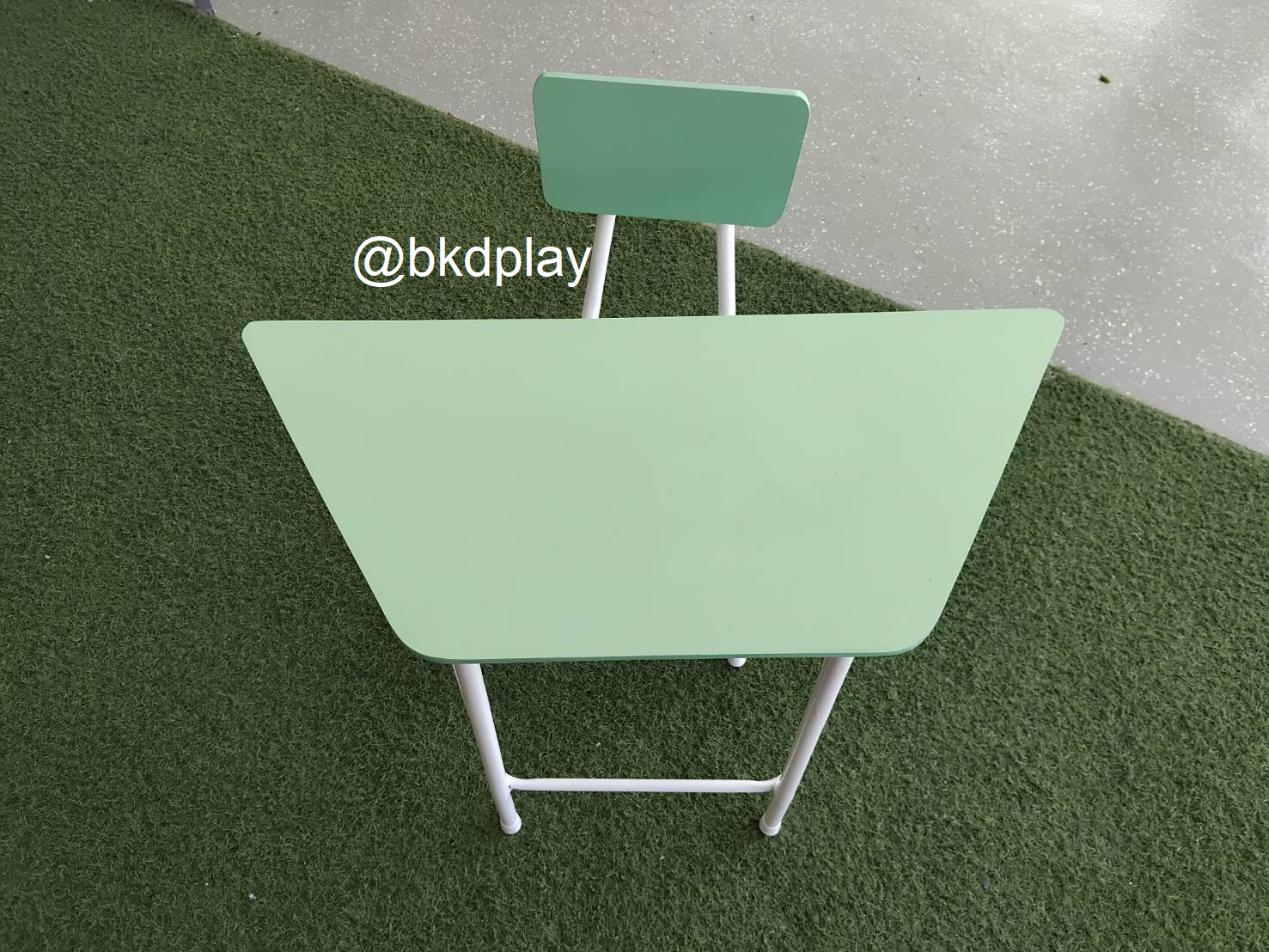 ชุดโต๊ะสี่เหลี่ยมคางหมูพร้อมเก้าอี้6ตัว แบบไม่มีลิ้นชัก ขาเหล็กกลม นักเรียนประถม-มัธยม ,โต๊ะเขียนหนังสือเด็ก, โต๊ะกิจกรรม โต๊ะนักเรียน โต๊ะนักเรียนประถม พร้อมส่งในไทย