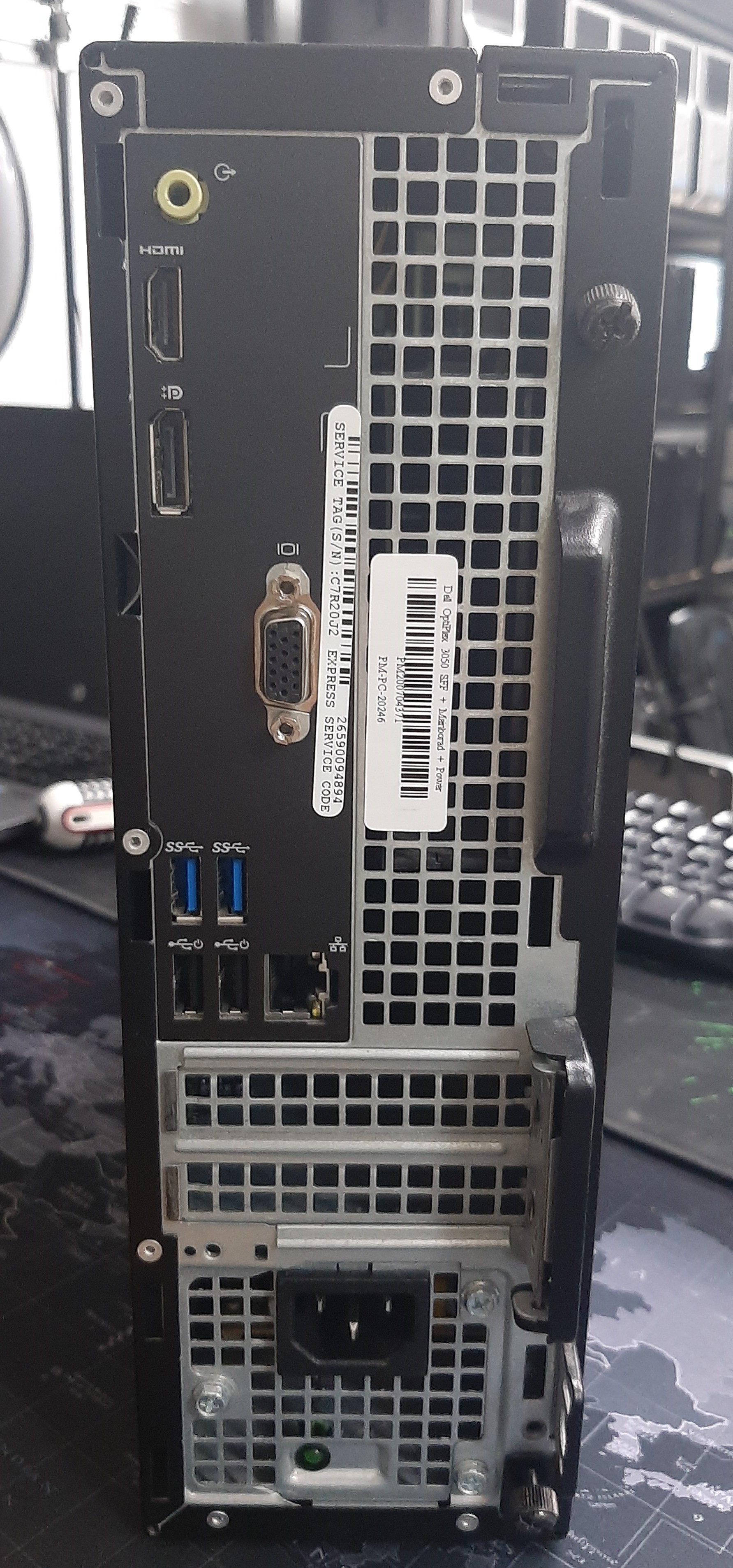 Dell optiplex 3050 SFF (CPU : i5-7500 Ram : 8 GB SSD : M.2 240 GB HDD : 1 TB)
