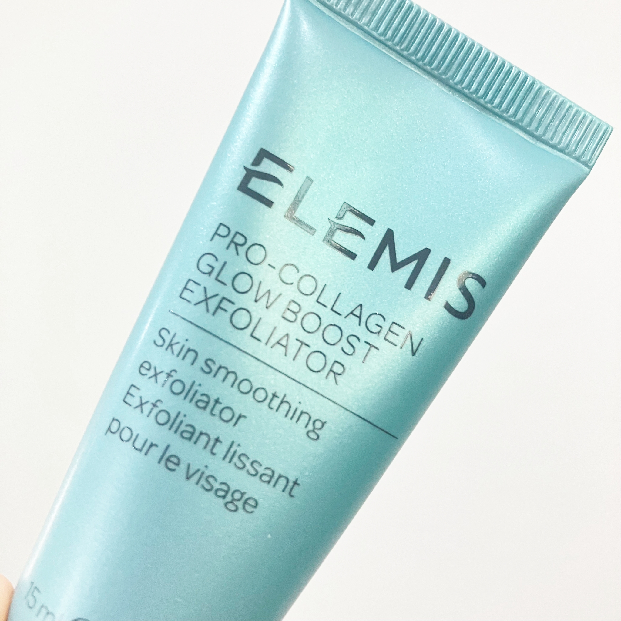Elemis Pro-Collagen Glow Boost Exfoliator 15ml ผลิตภัณฑ์ผลัดเซลล์ผิวที่ช่วยให้ผิวเปล่งประกายและเรียบเนียน