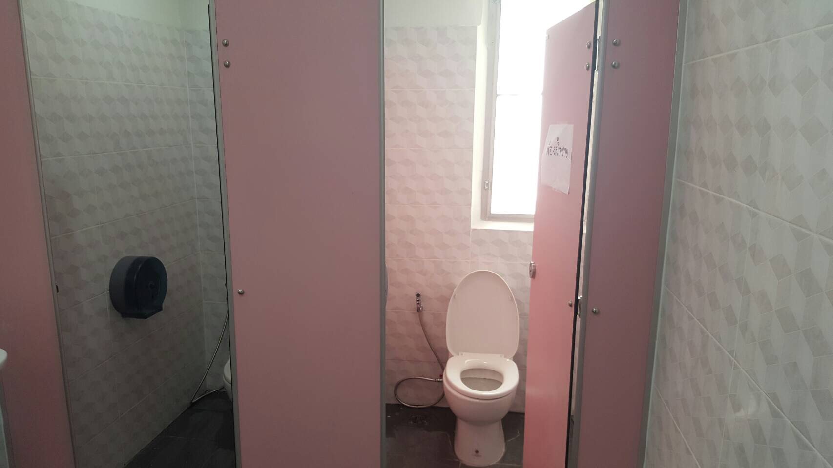 งานปรับปรุงห้อง และห้องน้ำ-ห้องส้วมอาจารย์สาขาโภชนาการและหน่วยสอบทานทรัพยากรสุขภาพ รพ.ศิริราช