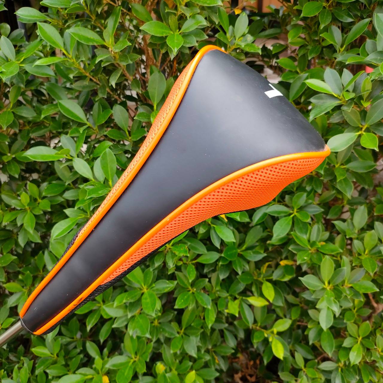 DRIVER TAYLORMADE R5 DUAL องศา 9.5 *** รุ่นพิเศษหน้า MAX *** ที่หน้าไม้จะมีเขียนว่า MAX คือรุ่นที่ฟน้าเด้งสุดขีด ตีไกลจัด!!!