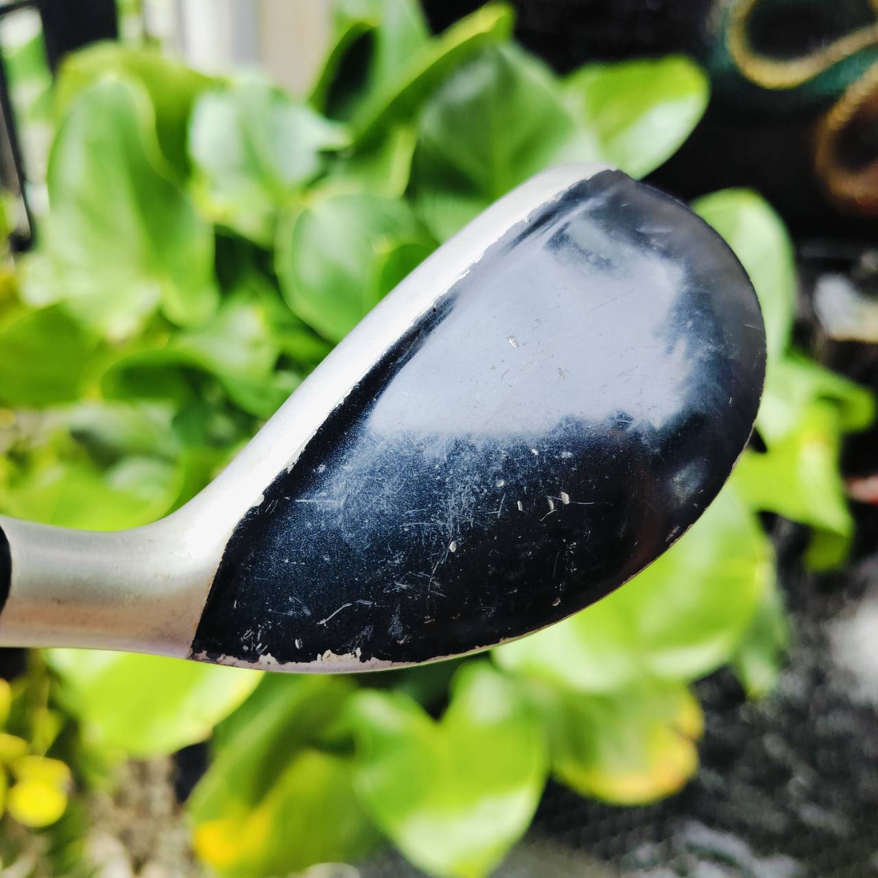 UT4 SRIXON HYBRID องศา 22 ก้าน DIMANA FLEX R รุ่นนี้วางทังสเตนไว้สองจุด ทำให้ตีตรงมากๆ และ CG ต่ำ ตีลอยง่ายๆ เสียงเพราะ ตีสนุกค่ะ ไม้กอล์ฟพรีเมี่ยมญี่ปุ่นมือสอง ของแท้ By NakaraLuxurious