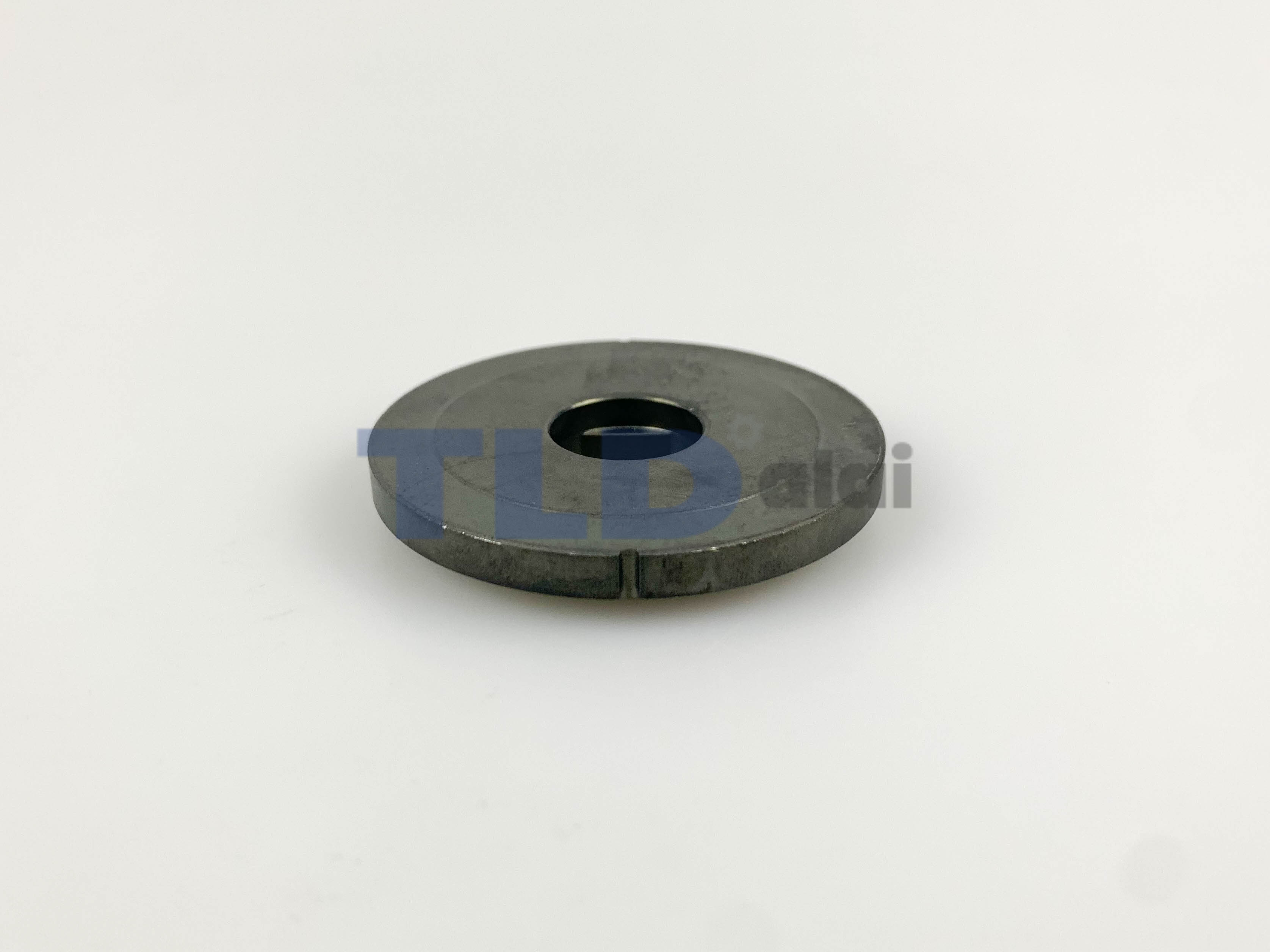 ประกับใบ ตัวใน (แท้) ล็อคใบ เลื่อยวงเดือน Makita มากีต้า รุ่น 5900B #49 (224144-4) (อะไหล่แท้ 100%) ฝาปะกับใบ(ใน)