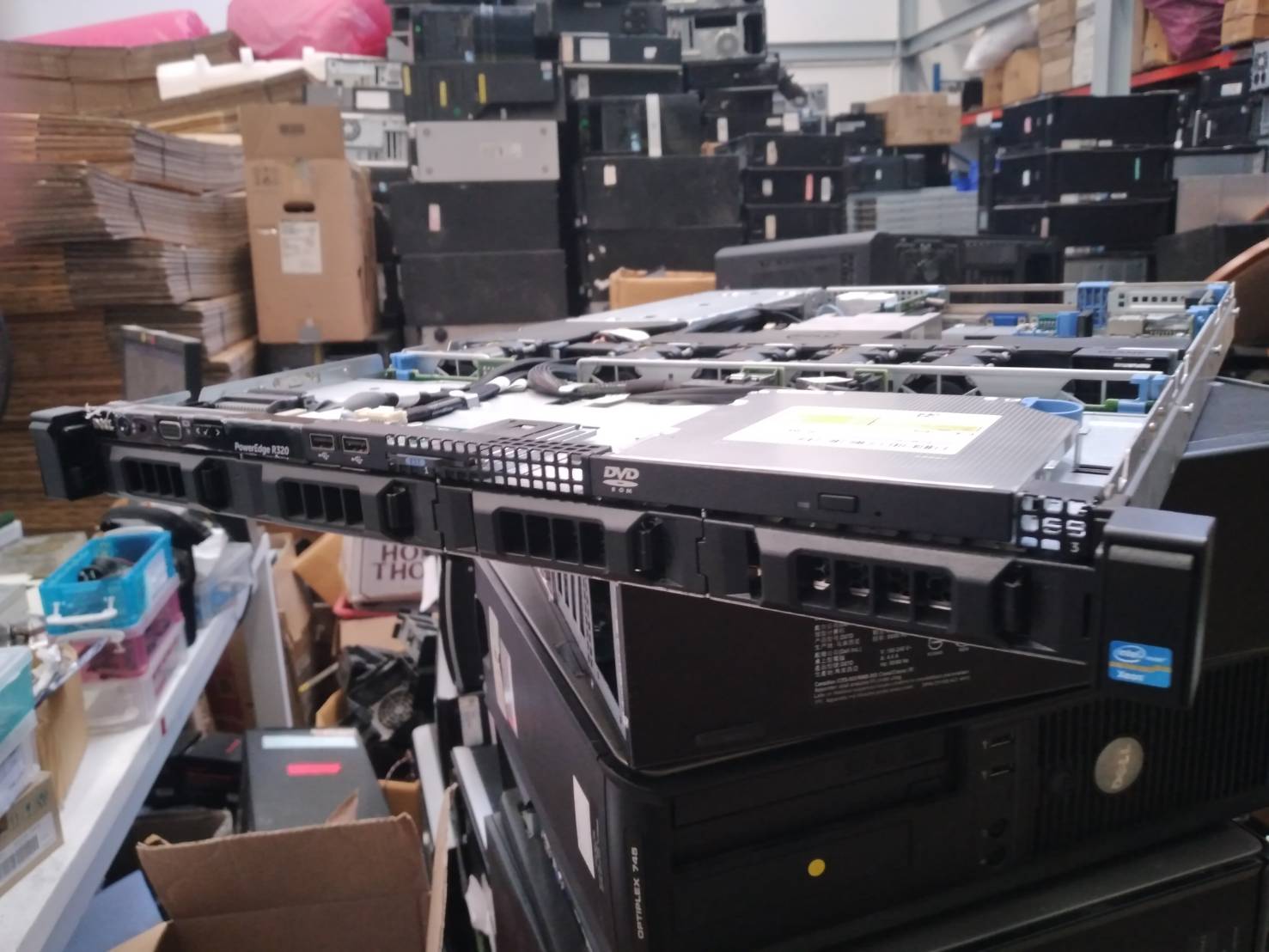 Dell R320 server ตัวใช้งานระดับกลาง มาพร้อมราคาพิเศษ