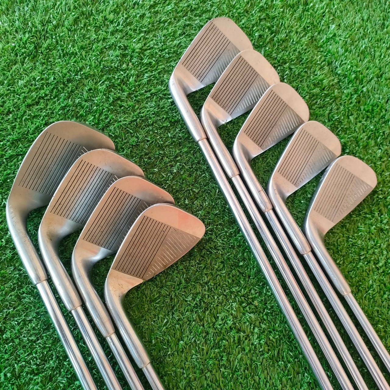 ชุดเหล็ก LYNK LIBERTY มีเหล็ก3-9 เเละ PW SW ครบชุด 9 ชิ้น ครับ ** กริฟ สภาพเสื่อม ** เหล็กสุดคมในตำนาน!! ไม้กอล์ฟมือสอง ของแท้ BY NakaraLuxurious