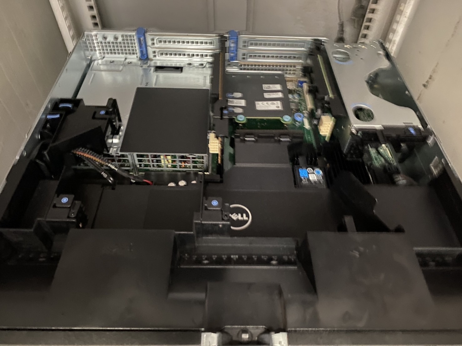 Dell PowerEdge R730