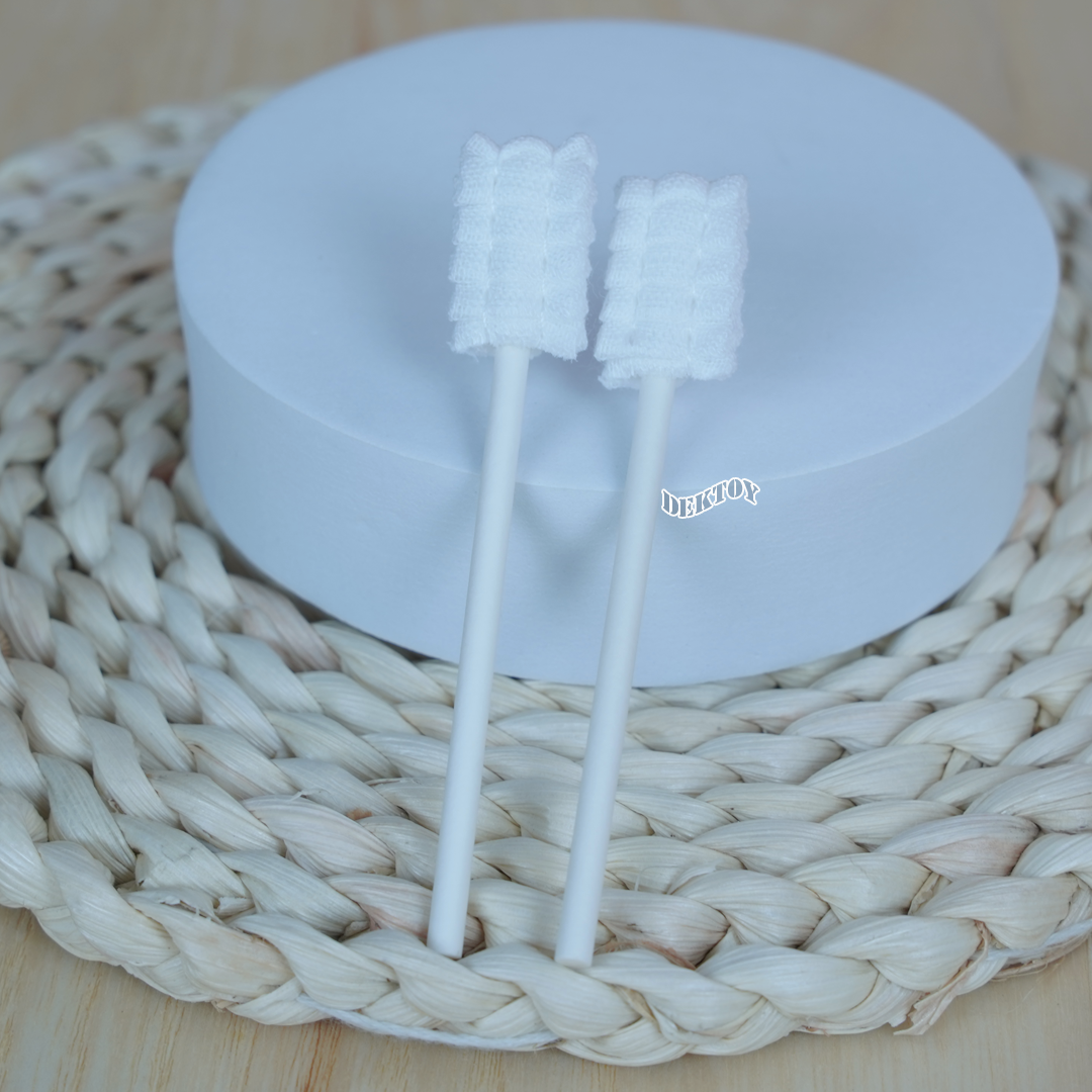 Baby moby โมบี้ ผ้าก๊อซเช็ดลิ้นทารก แปรงผ้าก๊อซสเตอไรส์ (1กระปุก บรรจุ 32 ชิ้น)