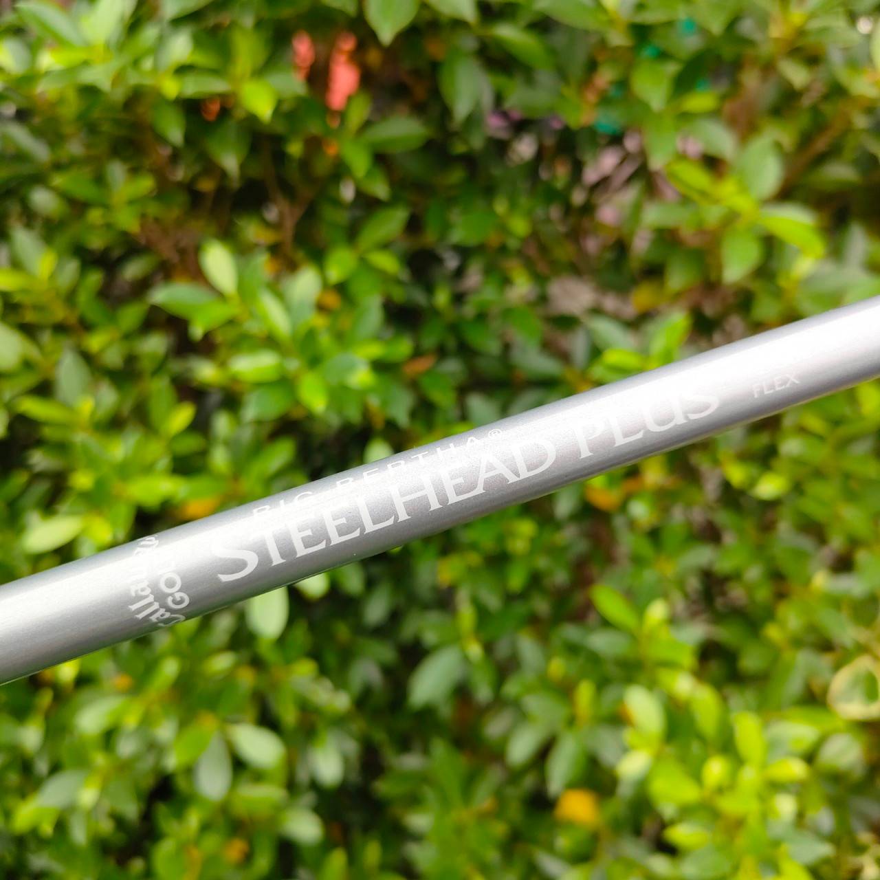 FW 5 CALLAWAY STEELHEAD PLUS ก้าน STEELHEAD PLUS FLEX R ก้านแบบเจาะทะลุ ใน FW ได้ฟีลมาก ตีลูกลอยง่าย วัสดุดีที่สุดใน FW รุ่นนี้เป็นรุ่นยอดนิยมครับ