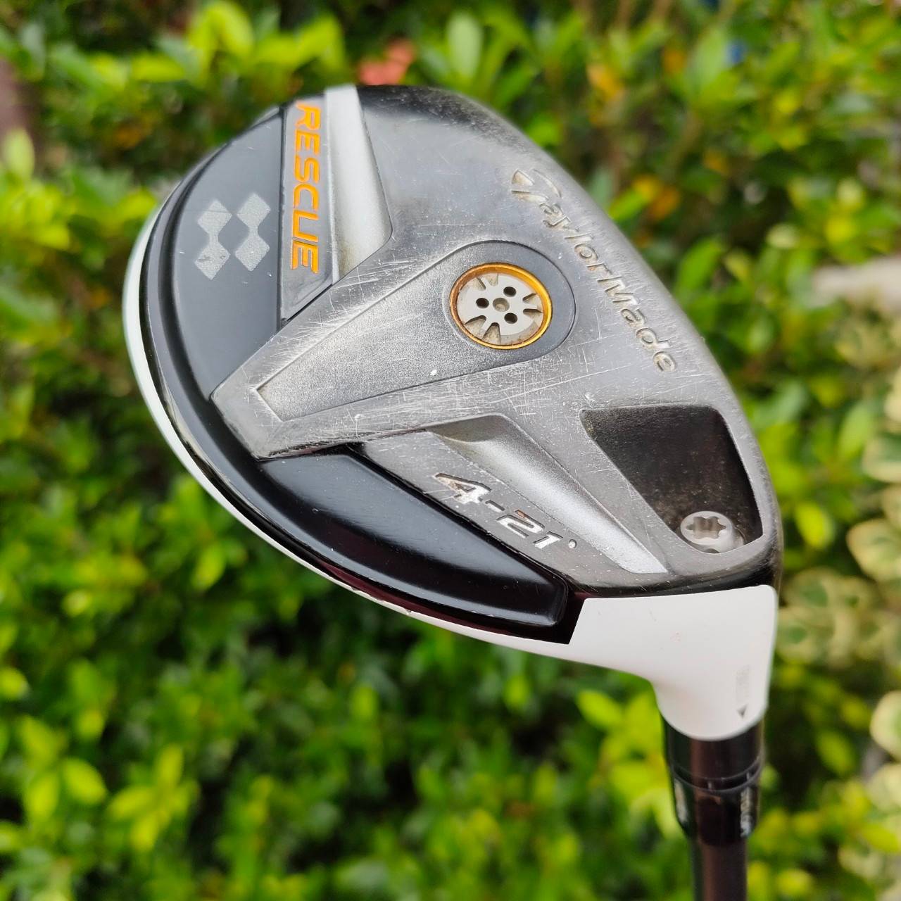 UT 4 TAYLORMADE RESCUE ก้าน ALDILA RESCUE FLEX S องศา 21 เป็นตัว Rescue ที่ดีสมบูรณ์ที่สุด ของ taylormade ครับ