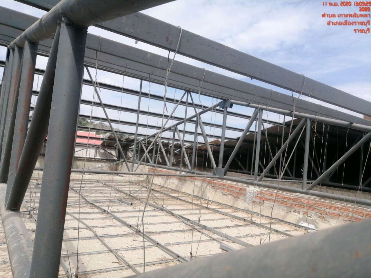 รร.อนุบาลเทศบาลต.เขางู ปรับปรุงหลังคาอาคาร 4 ชั้น