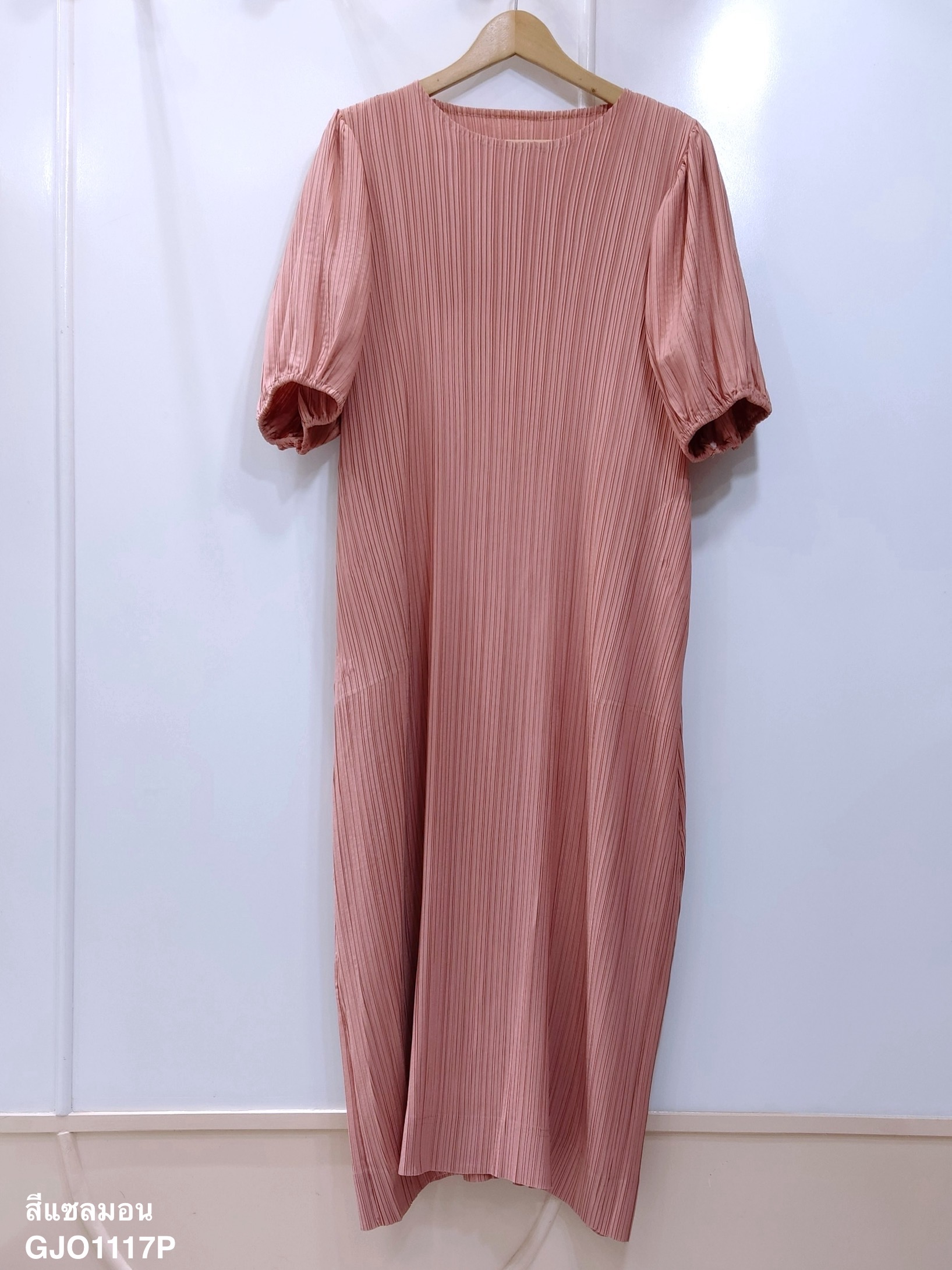 ปรับราคาลง20%!! อกถึง 60 นิ้ว 2MUAY รุ่น GJO1117P เดรสพลีทคุณภาพ BABY DOLL SLEEVE PLEATED DRESS 8 สี FREE SIZE