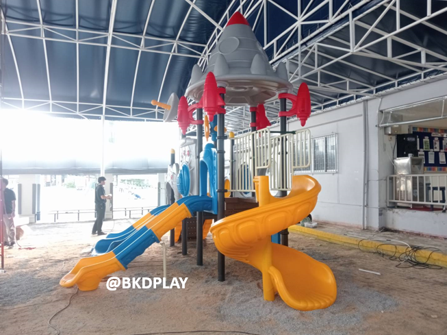 เครื่องเล่นสนามกลางแจ้ง ชุดจรวดมหาสนุก, ของเล่นสนาม,ครุภัณฑ์สนามเด็กเล่น, สพฐ,โครงการโรงเรียนประชารัฐ playground,สไลเดอร์ใหญ่,ของเล่นเสริมพัฒนาการ,เครื่องเล่นสนาม, สนามเด็กเล่น