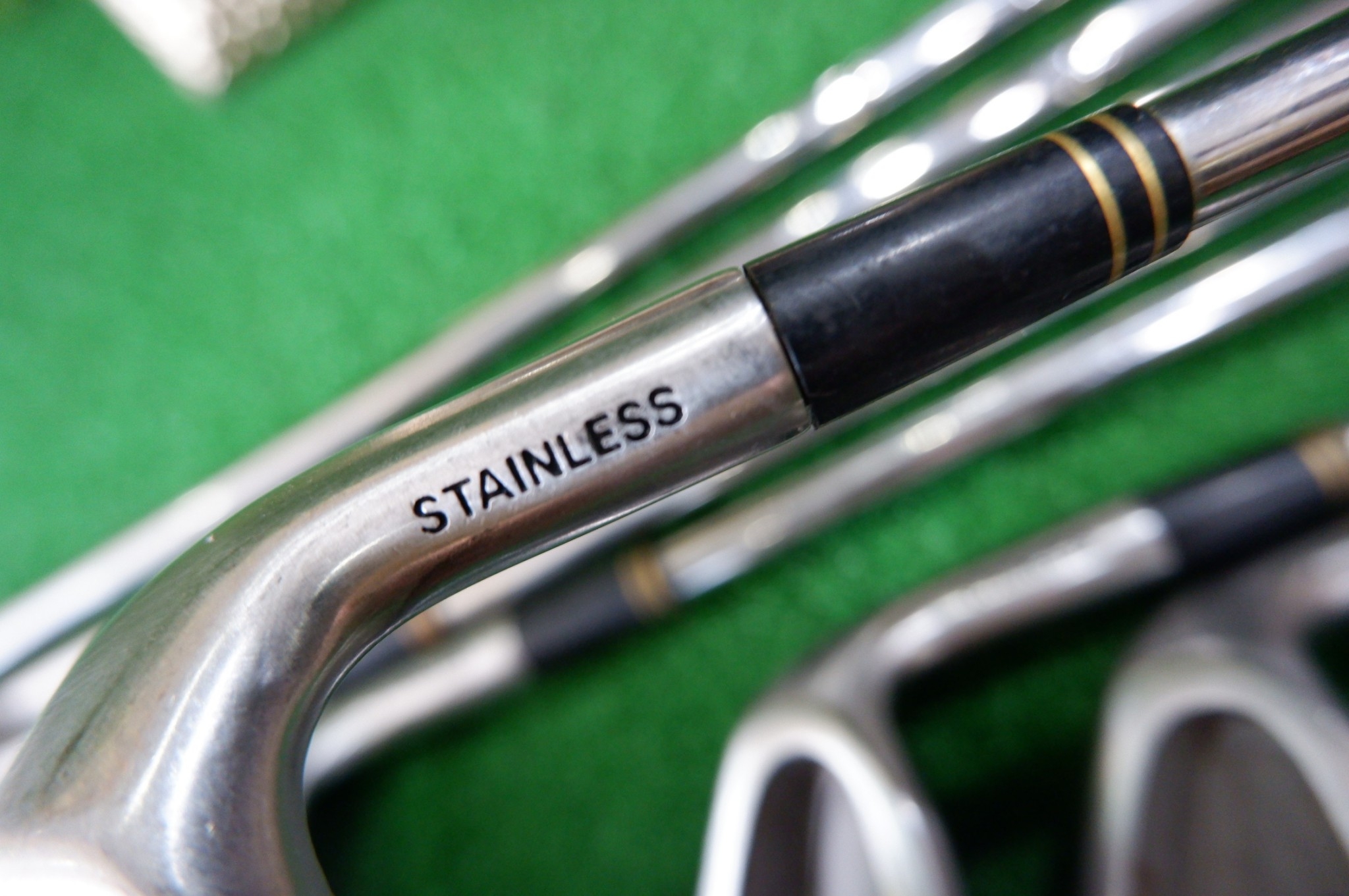 IRON SET SPALDLNG QUGUATA TOUR