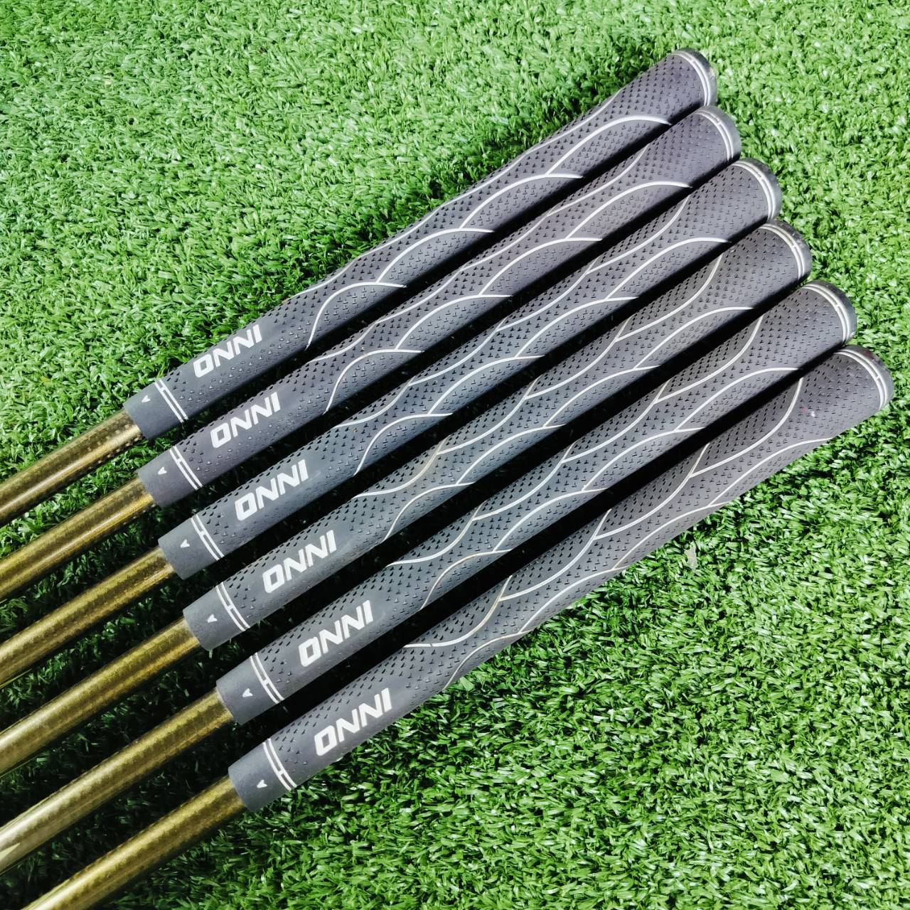 ชุดเหล็ก HONMA BERES MG703 ก้าน ** 2 ดาว ** ก้านถักพรีเมี่ยม เหล็กหน้าเด้งตีไกล สวีตสปอตกว้าง ตีง่าย ก้านเบา 49 กรัม แม้สปีดไม่แรงก็สามารถเร่งสปีดได้ดีมาก MADE IN JAPAN SAKATA ไม้กอล์ฟพรีเมี่ยม ของแท้ By NakaraLuxurious