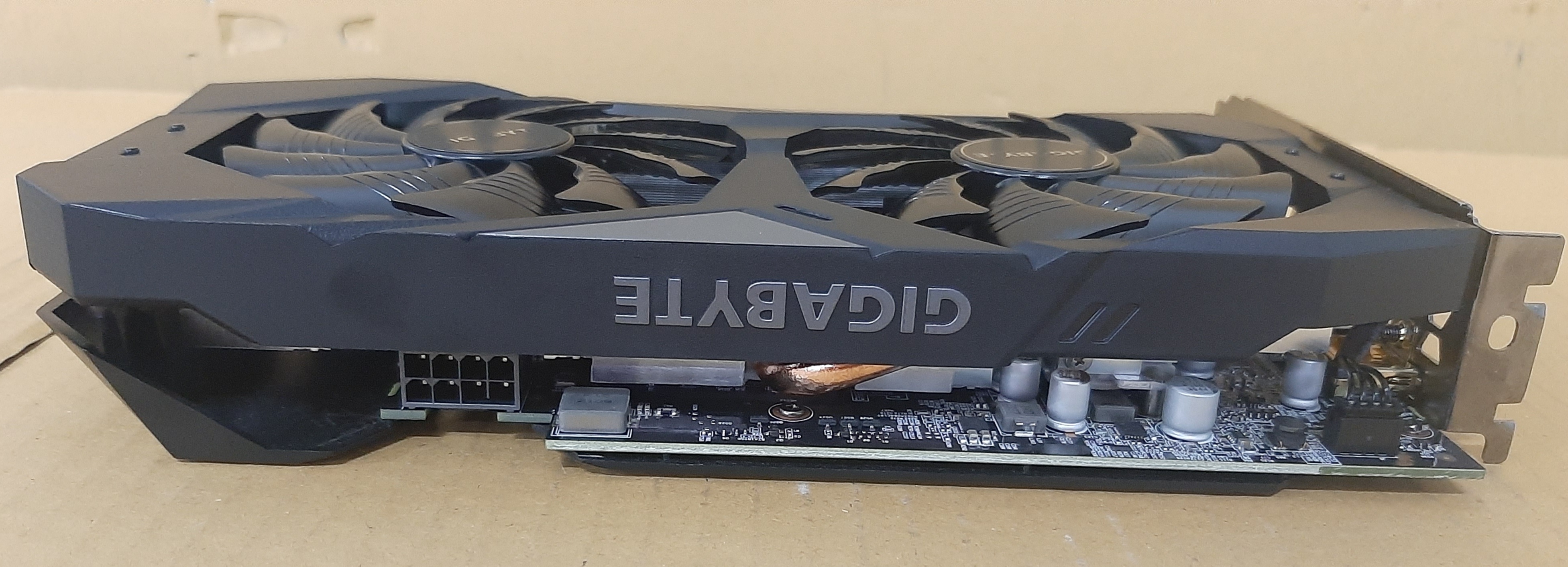 ประกันหมดจากศูนย์เดือน12 ปี2021 VGA (การ์ดแสดงผล) GIGABYTE GEFORCE RTX 2060 OC 6G มือสอง มีกล่อง ประกันร้าน 1 เดือน