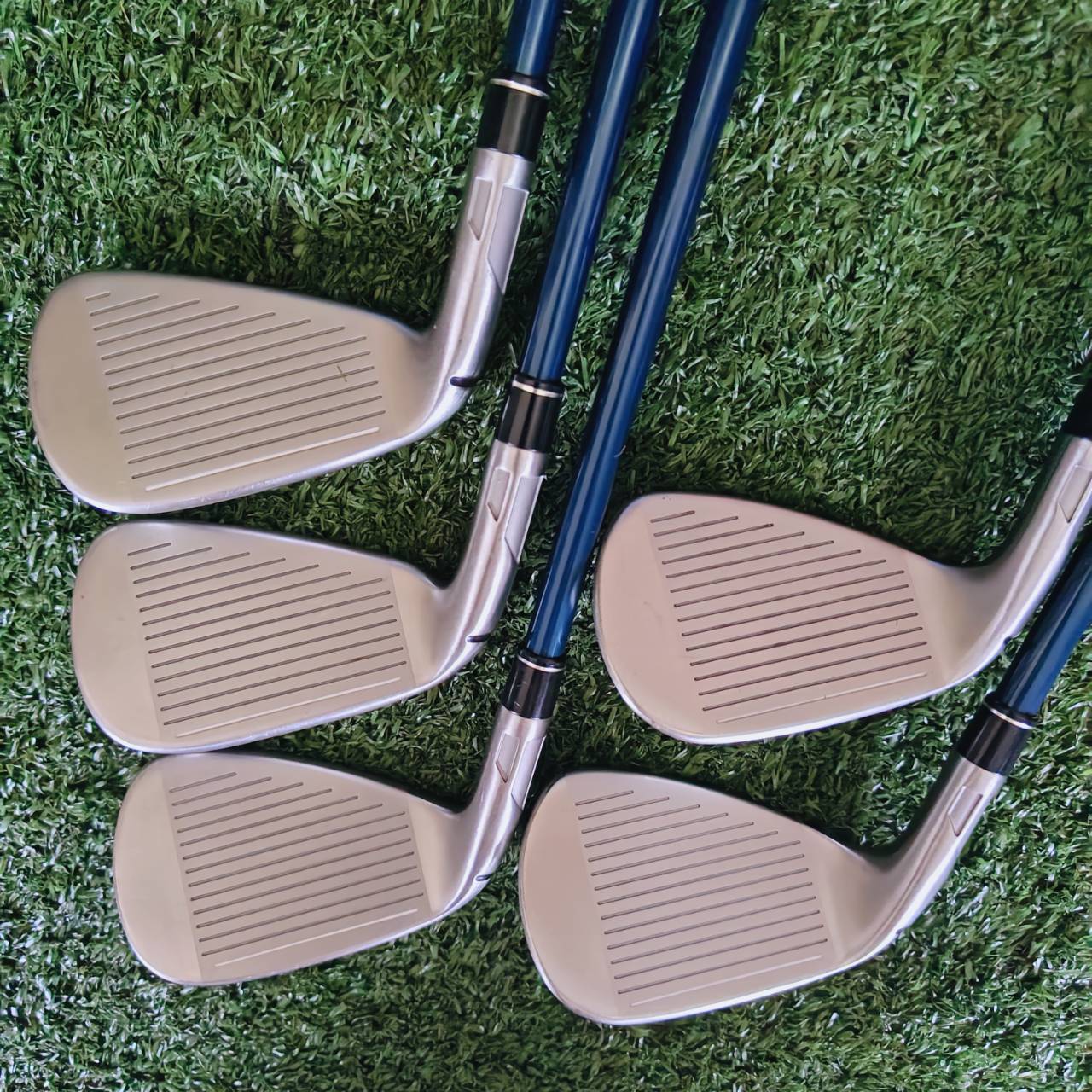 TaylorMade SIM2 MAX OS Super Game-Improvement Irons ที่ให้ทั้ง “ระยะ + ความมั่นใจ” ในทุกช็อต