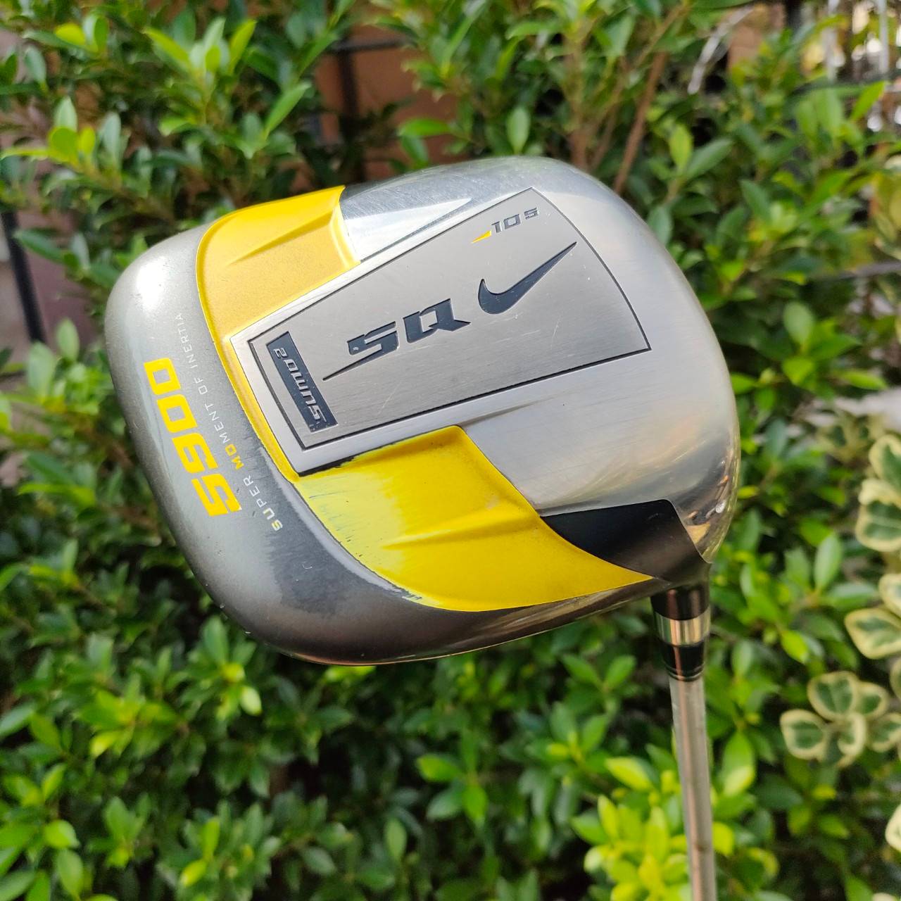 DRIVER NIKE SUMO2 5900 ก้าน PDC FLEX R องศา 10.5 เป็นรุ่น M.O.I. 5900 คือสูงที่สุดแล้วครับ ตีตรงอย่างเดียว ข้อเสียคือตีเลี้ยวไม่ได้ ตีไกล ตีง่าย ฟาดลงมาแรงๆ ตรงมาก