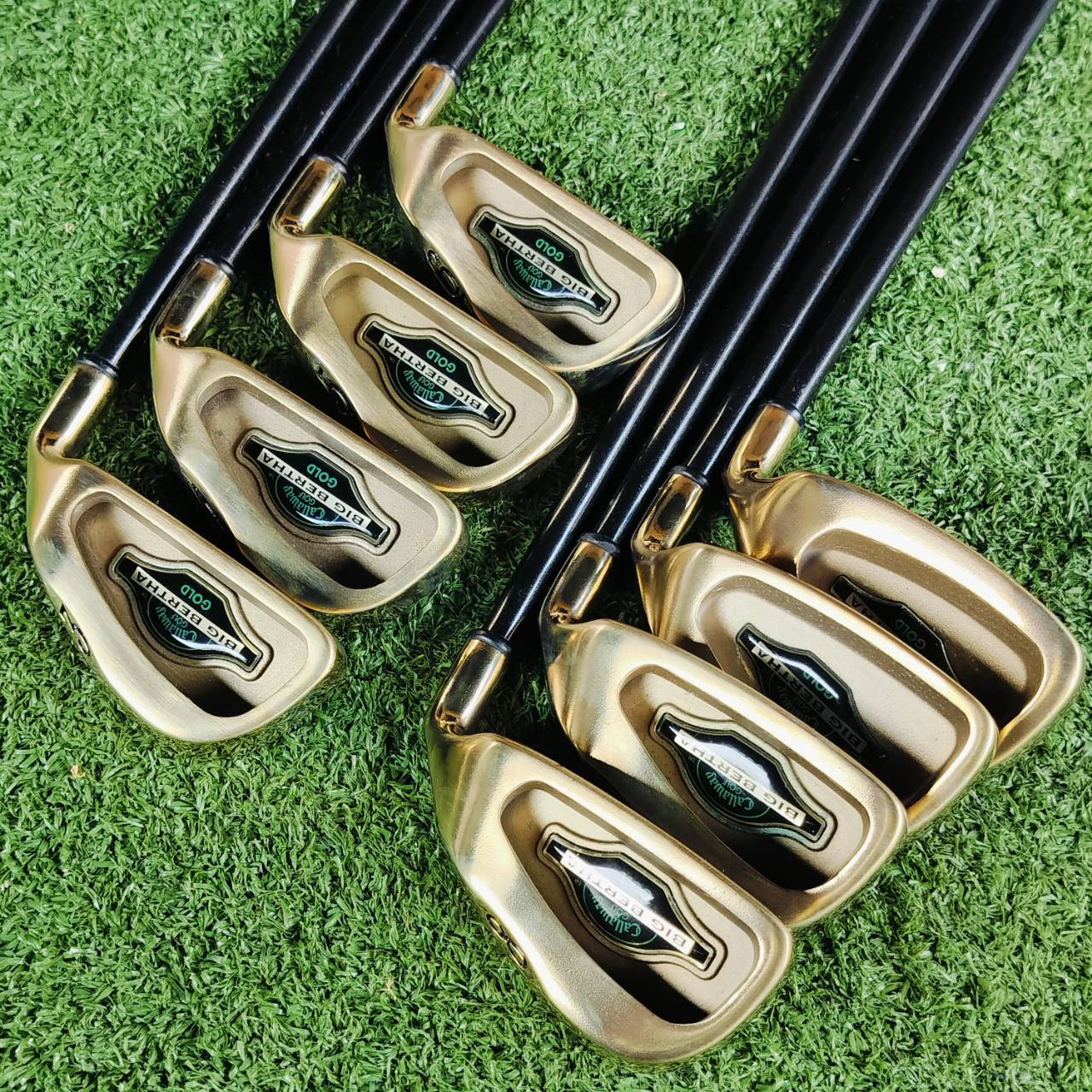 *** ขาดเหล็ก 7 *** ชุดเหล็ก Callaway BIGBERTHAR GOLD ผลิตจากวัสดุ Barium Copper Oxide เป็นวัสดุสุดพรีเมี่ยมหรูหราจัด หายากมาก ขัดเงาฟื้นฟูสภาพให้เรียบร้อย ใหม่เอี่ยม ไม้กอล์ฟพรีเมี่ยมมือสอง ของแท้ By NakaraLuxurious