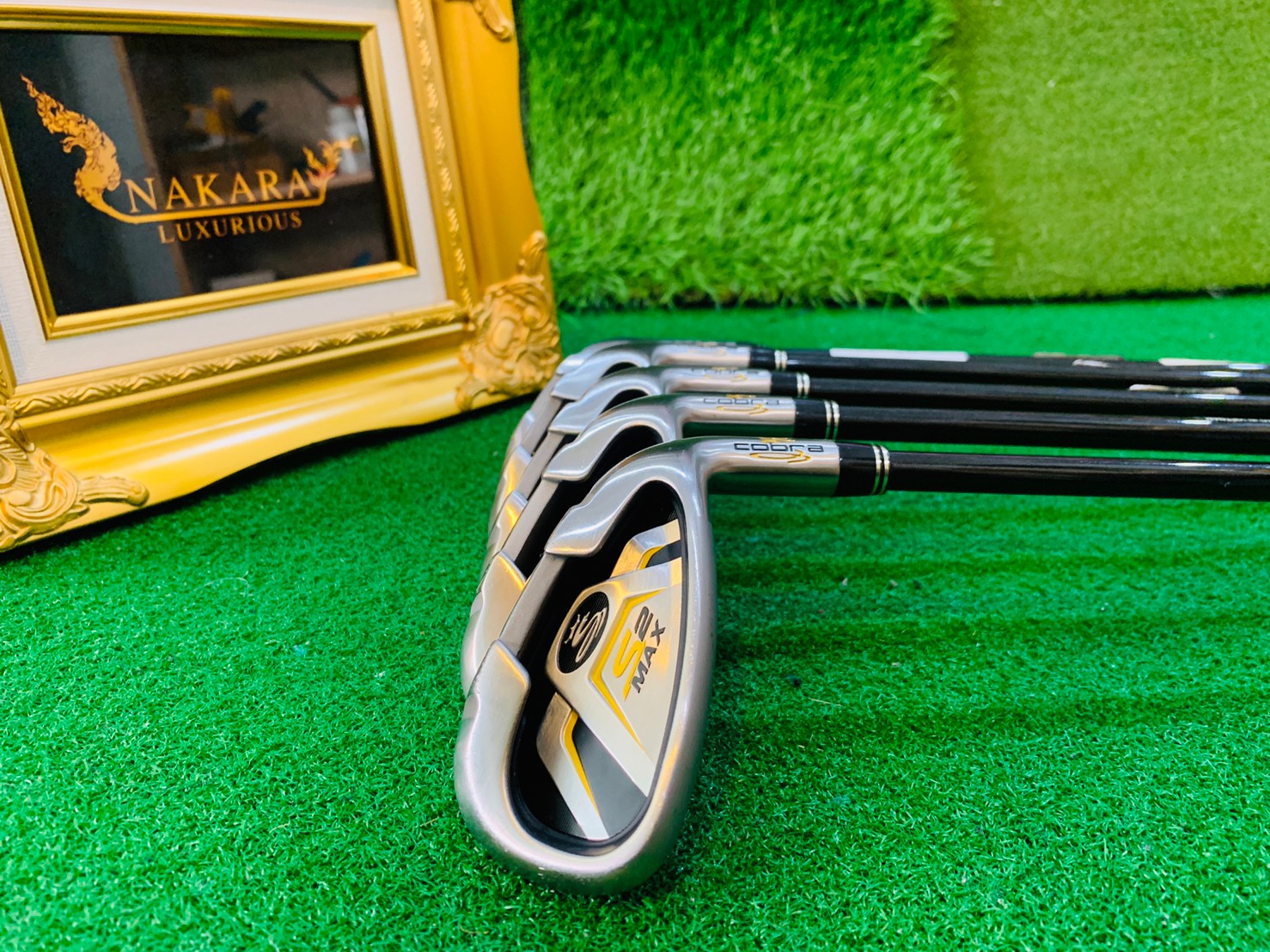 IRON SET COBRA S2 MAX