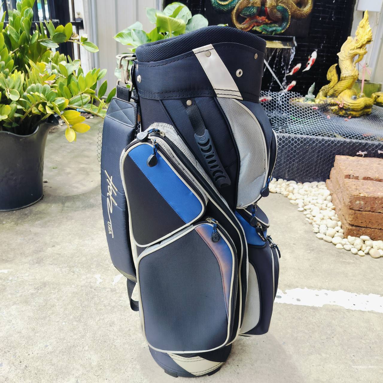Hofz golf bag U.S.A. ถุงกอล์ฟ แบบ 14 ช่อง มือสอง สภาพดี น่าใช้มาก
