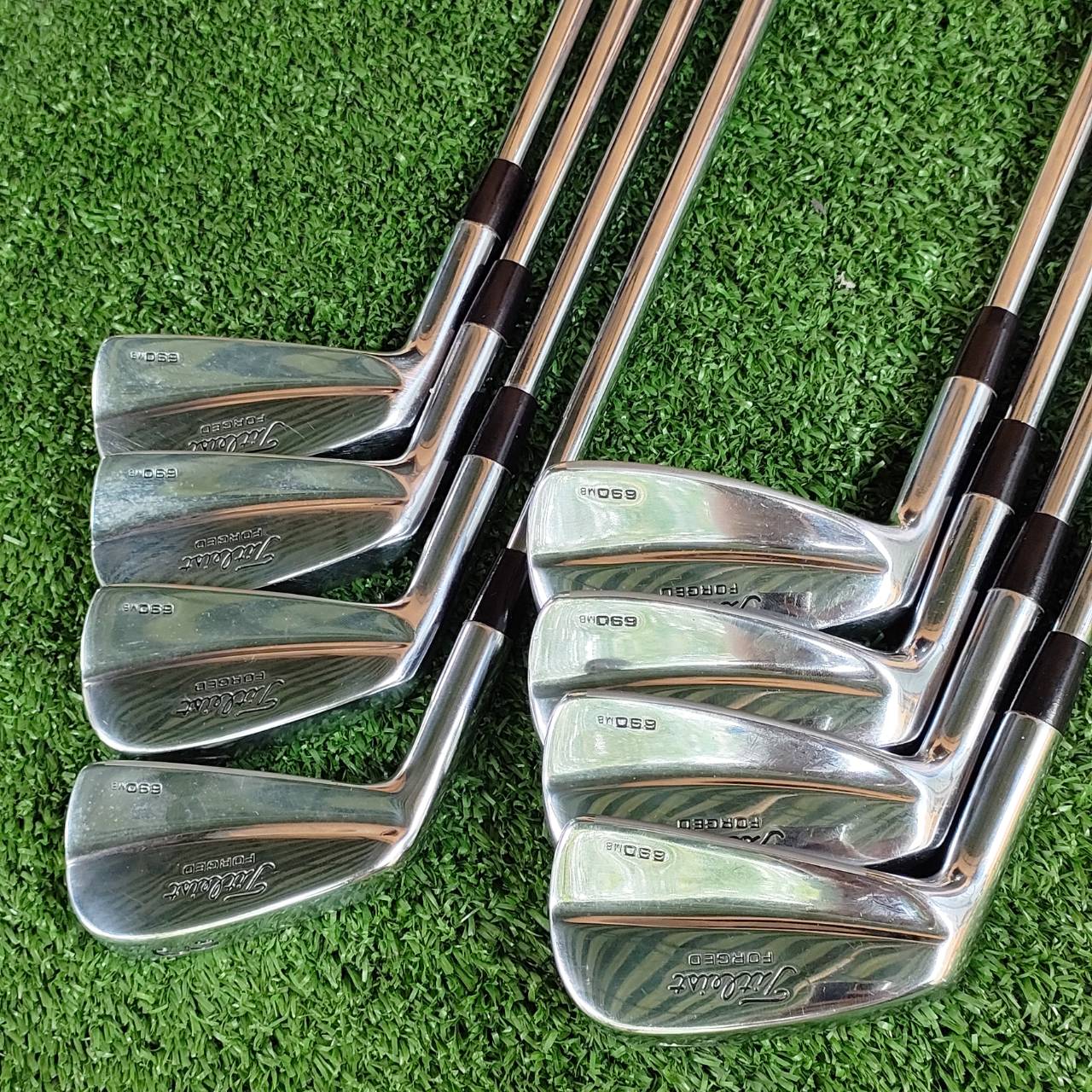 **ไม้กอล์ฟมือซ้าย** ชุดเหล็ก TITLEIST 690 MB มีเหล็ก 3-9 เเละ PW ก้าน DYNAMIC GOLD S200 เหล็ก FORGED ระดับพรีเมี่ยม ไม้กอล์ฟพรีเมี่ยมมือสอง ของแท้ By NakaraLuxurious