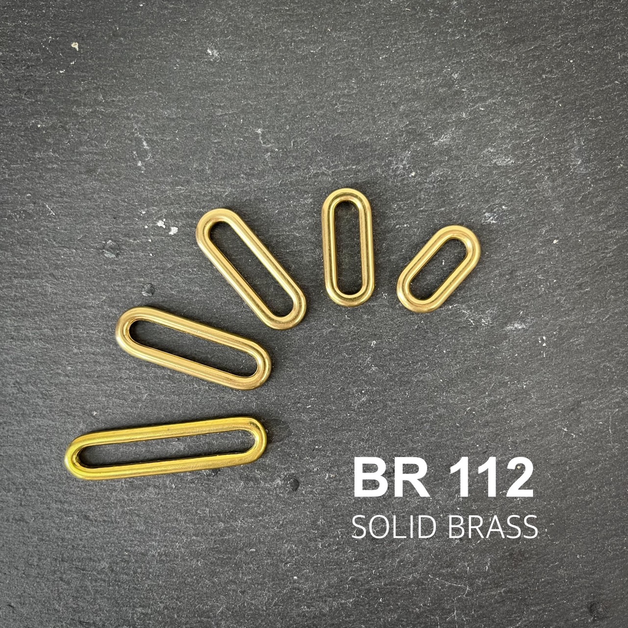 BR112 ห่วงทรงแคบซูลยาว สไตล์ญี่ปุ่น ปรับสายกระเป๋า อะไหล่ทองเหลืองแท้**ราคาต่อชิ้น**