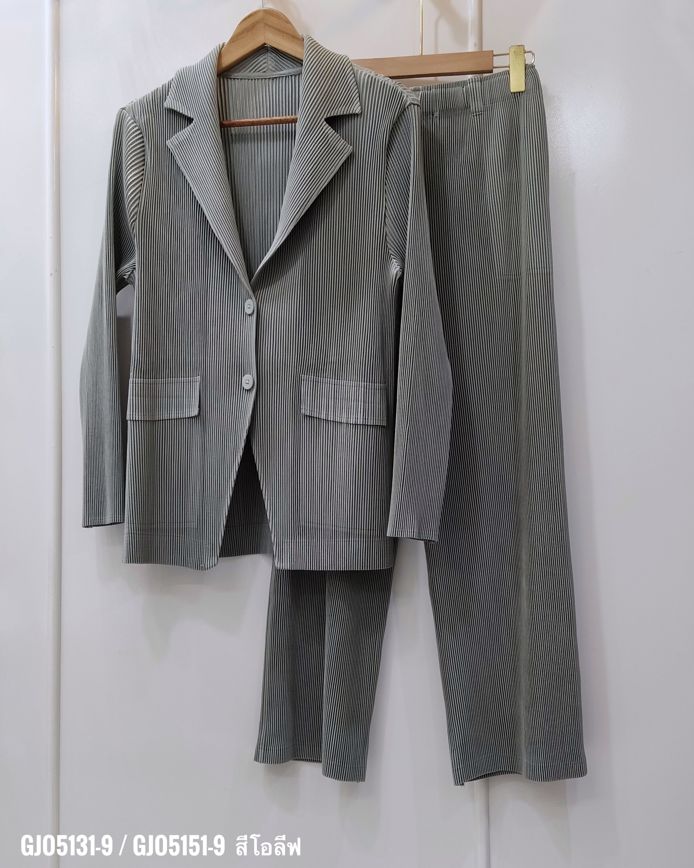 สีใหม่ ยาว37.5 นิ้ว 2MUAY รุ่น GJO5131-9 / GJO5151-9 เซ็ตพลีท THICK MINIMAL LUXE PLEATED BLAZER SET 8 สี FREE SIZE