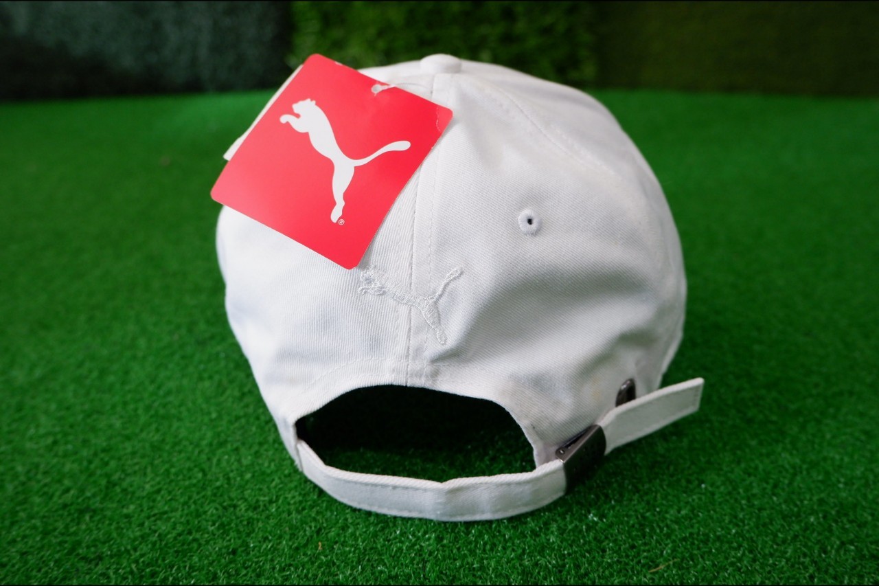 หมวกกอล์ฟ PUMA สีขาว