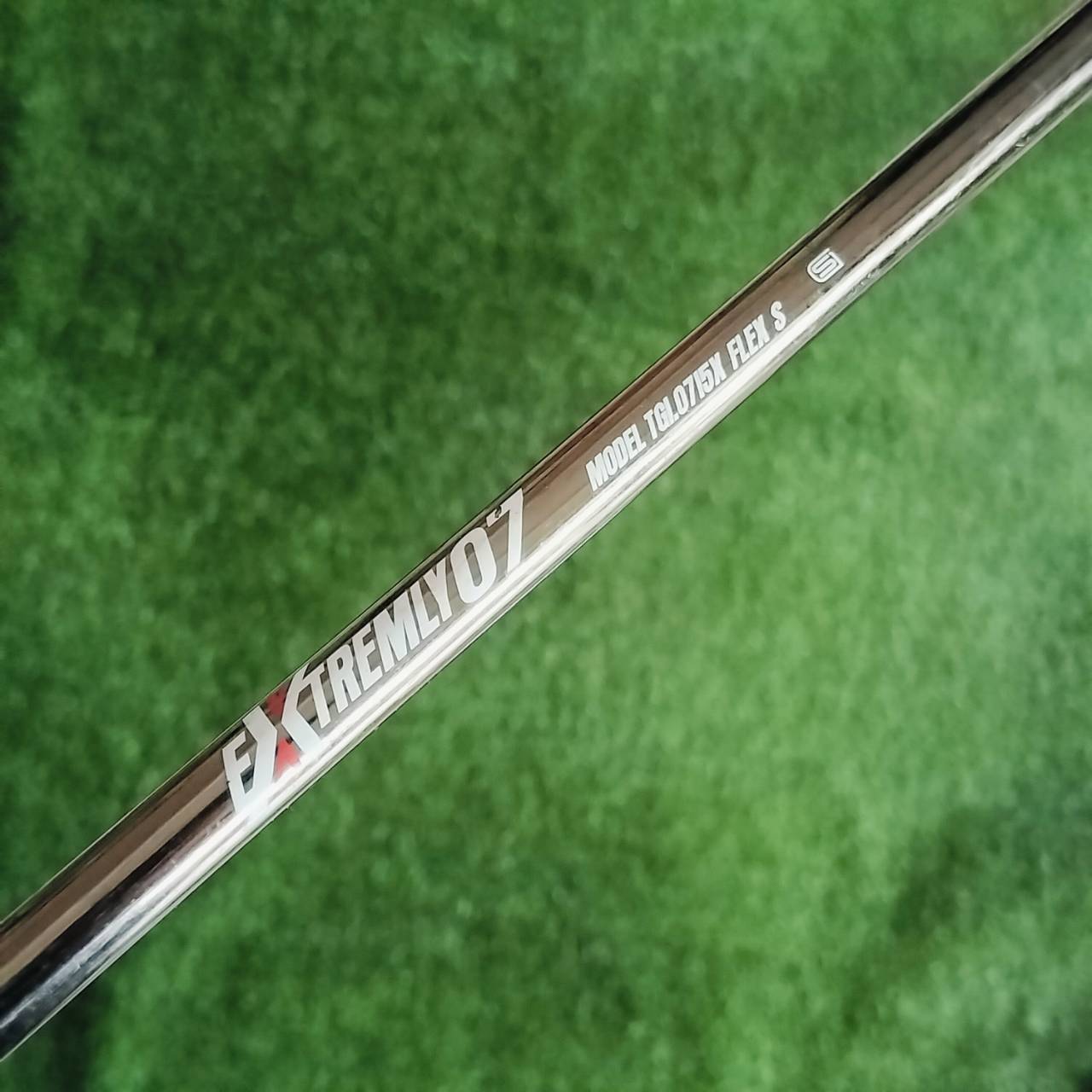 ชุดเหล็ก T-ZOOM X07 FORGED มือสอง มีเหล็ก 9 ชิ้น 4 5 6 7 8 9 P S ชุดในตำนาน!!! ก้านกราไฟต์ EXTREMLY 07 FLEX S ทั้งชุด ไม้กอล์ฟพรีเมี่ยมมือสอง ของแท้ By NakaraLuxurious