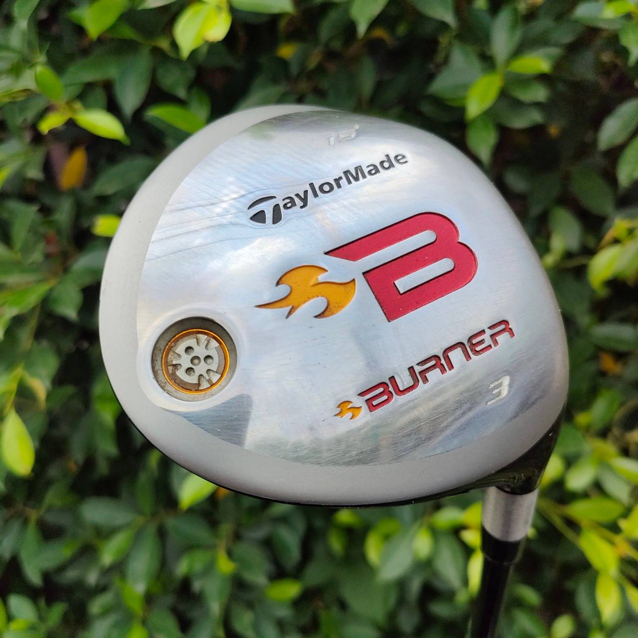 FW3 TAYLORMADE BURNER องศา 15 ก้าน BURNER RE*AX FLEX S รุ่นนี้หัวใหญ่แบน ตีง่ายได้ระยะ ลูกลอยง่ายด้วยดีไซน์พิเศษ ด้านหลังมียื่นเพิ่มออกมา