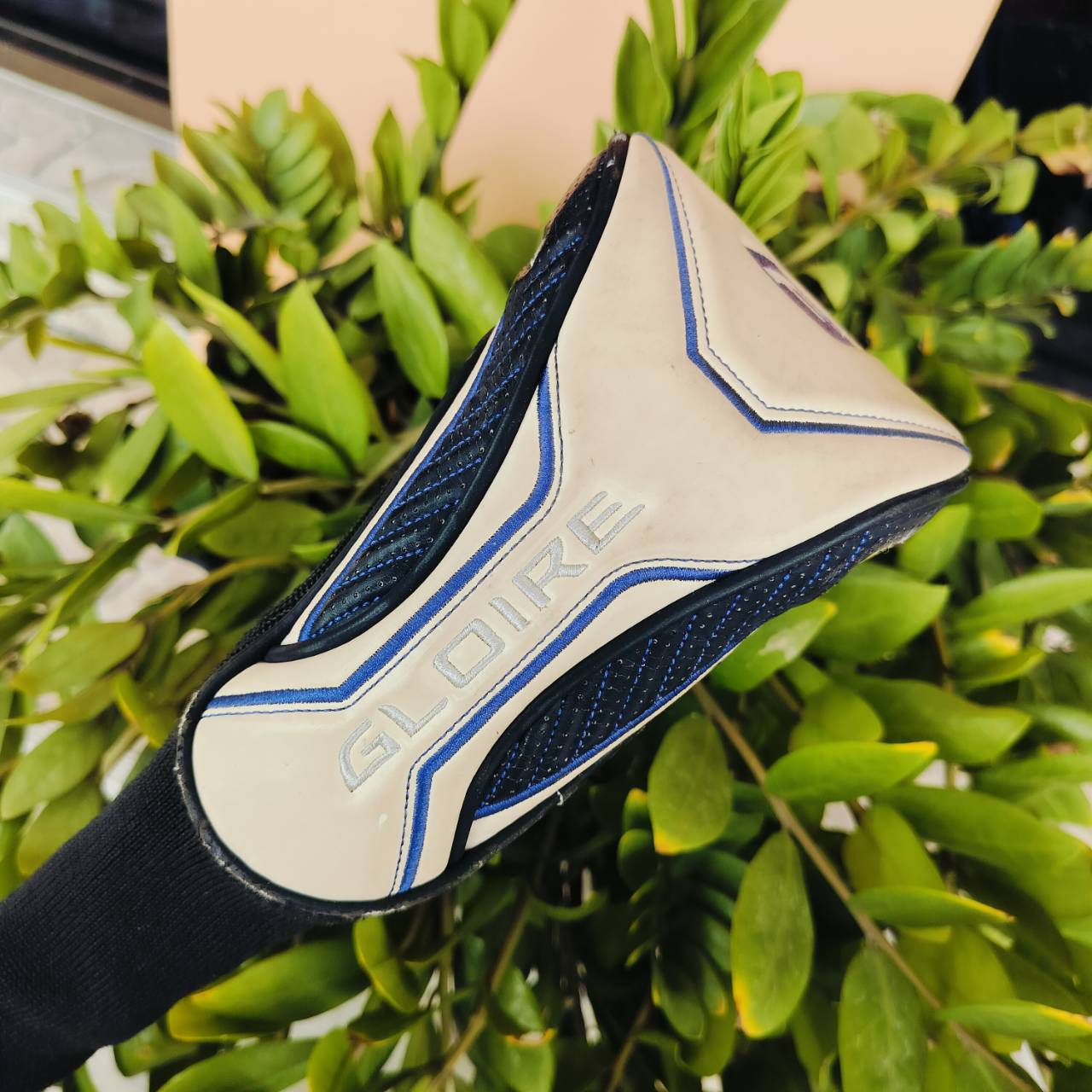 FW5 Taylormade GLOIRE เป็นตัวพรีเมี่ยมของ Taylormade งาน JDM เน้นขายในประเทศญี่ปุ่น คุณภาพดีมาก ตีง่าย สบายๆค่ะ ไม้กอล์ฟพรีเมี่ยมมือสอง ของแท้ By NakaraLuxurious
