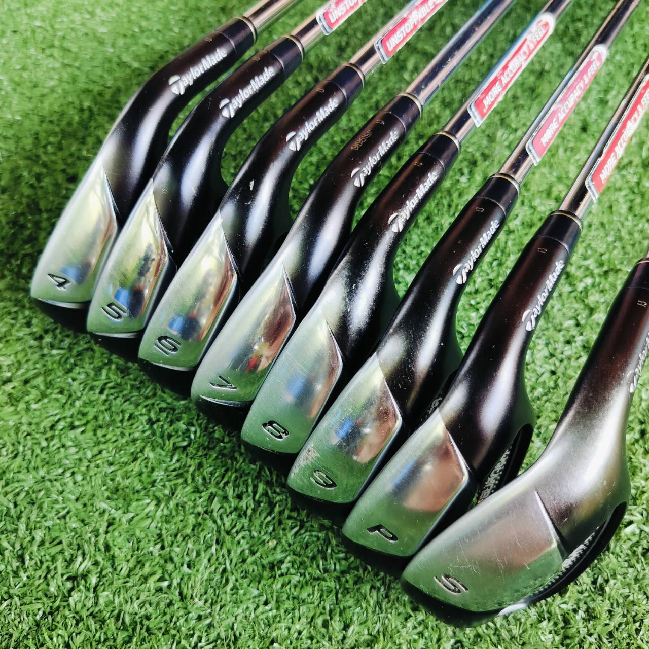 ชุดเหล็ก Taylormade BURNER 2.0 เป็นชุดที่พัฒนาปิดจุดอ่อนรอบด้าน ตีสนุกขึ้นมาก เข้าบอลแน่นขึ้น และได้ระยะทางที่ไกลขึ้นอย่างเห็นได้ชัด ไม้กอล์ฟพรีเมี่ยมมือสอง ของแท้ By NakaraLuxurious