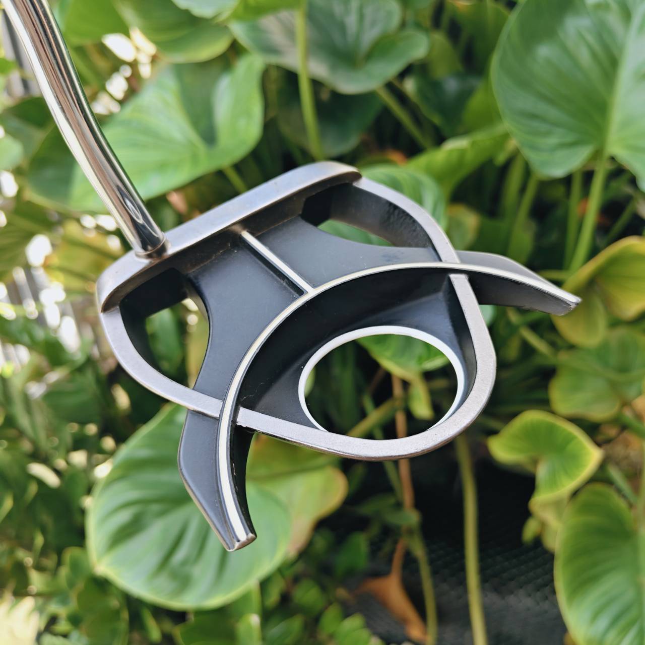 PUTTER TaylorMade ROSSA MONZA SPIDER BALERO ออกแบบพิเศษ และได้รับความนิยมอย่างมาก!