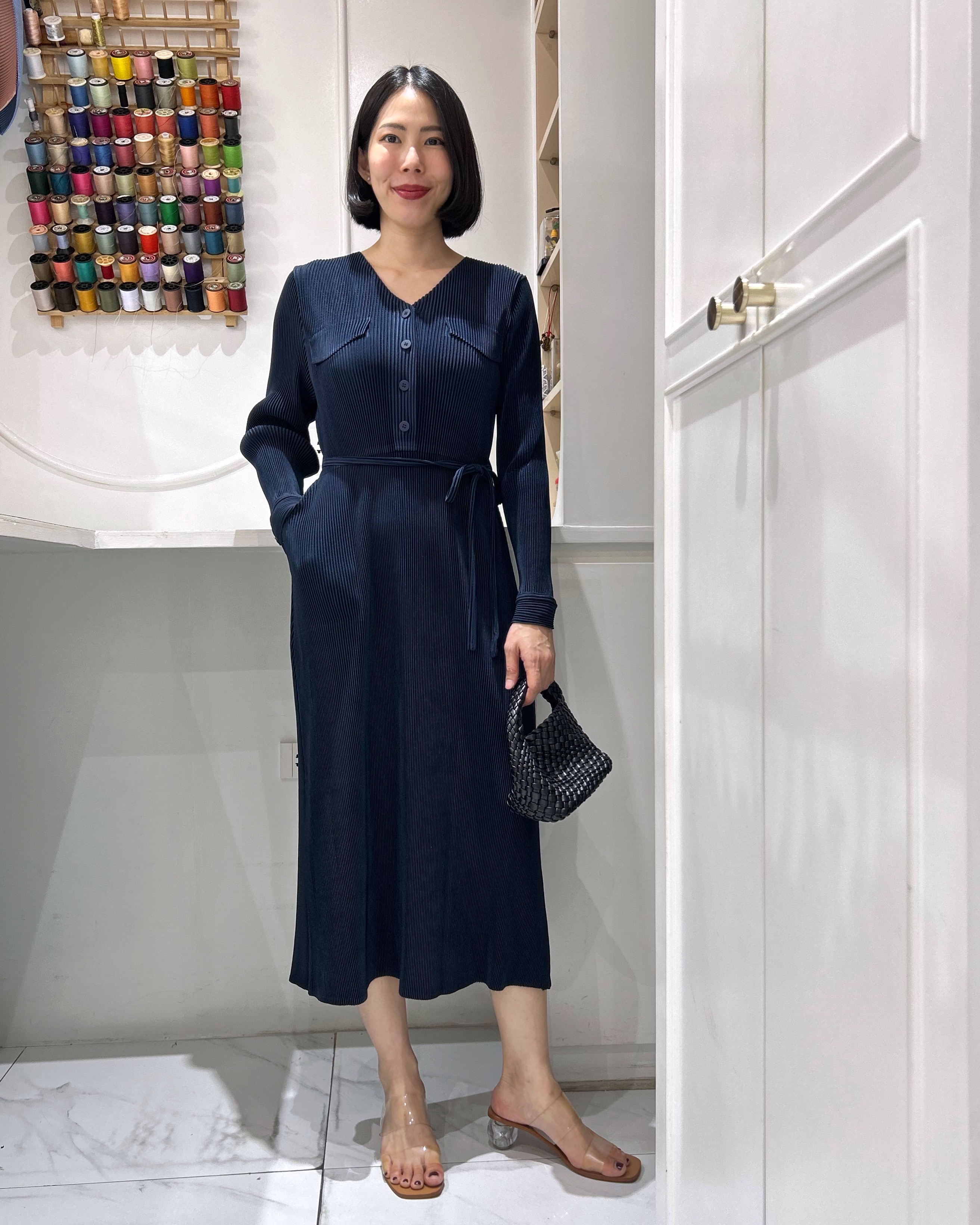 2MUAY รุ่น GJO11595 เดรสอัดพลีท THICK V NECK LONG SLEEVE PLEATED DRESS 8 สี FREE SIZE