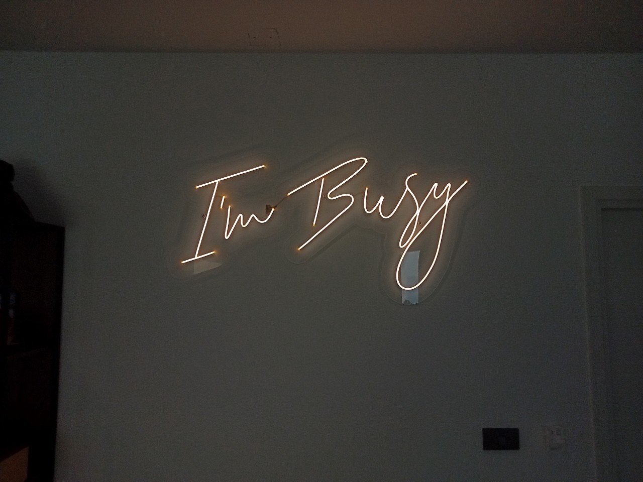 ไฟนีออน เฟค