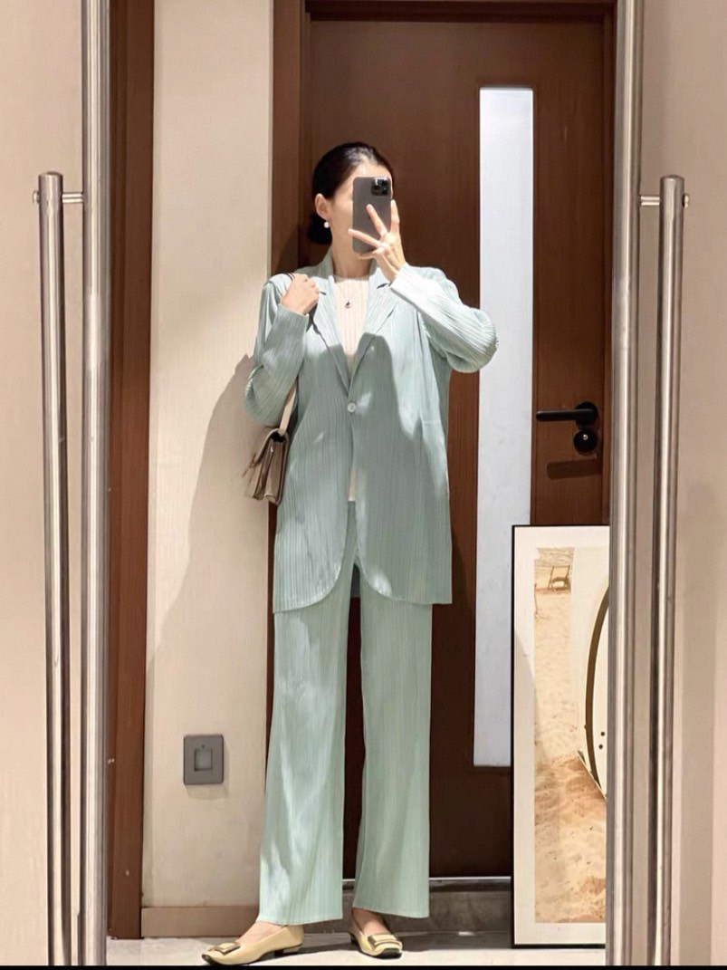 เหมาะกับผู้สูง165ขึ้นไป 2MUAY รุ่น GJO7221 / GJO8312 เซ็ตพลีทคุณภาพ SMART PLEATED SET 7 สี FREE SIZE