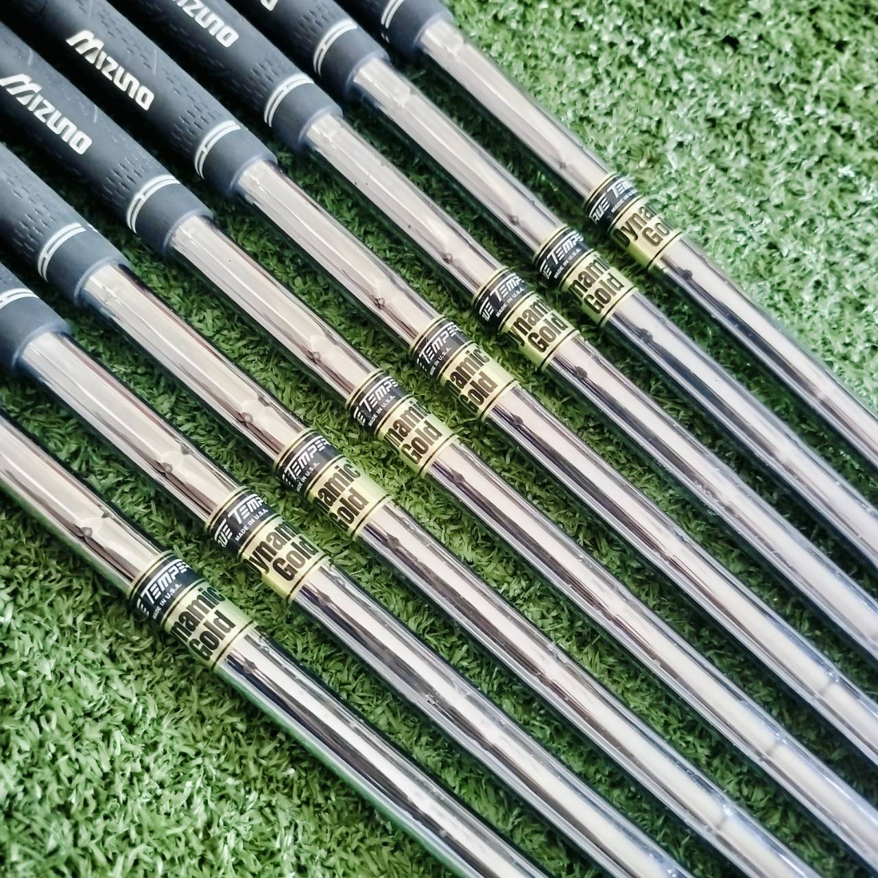 ก้าน DYNAMIC GOLD S300 ใส่เหล็ก 4 5 6 7 8 9 PW SW สภาพสวยนางฟ้า กริพ MIZUNO ใหม่เอี่ยม ใช้ได้อีกยาวๆ ราคาสุดคุ้ม